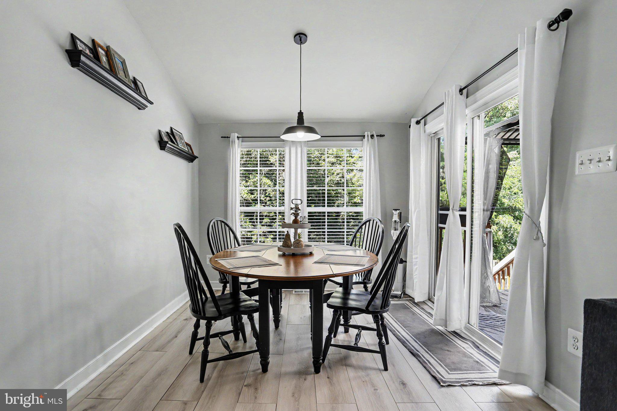 BISCAYNE WOODS - Residential
