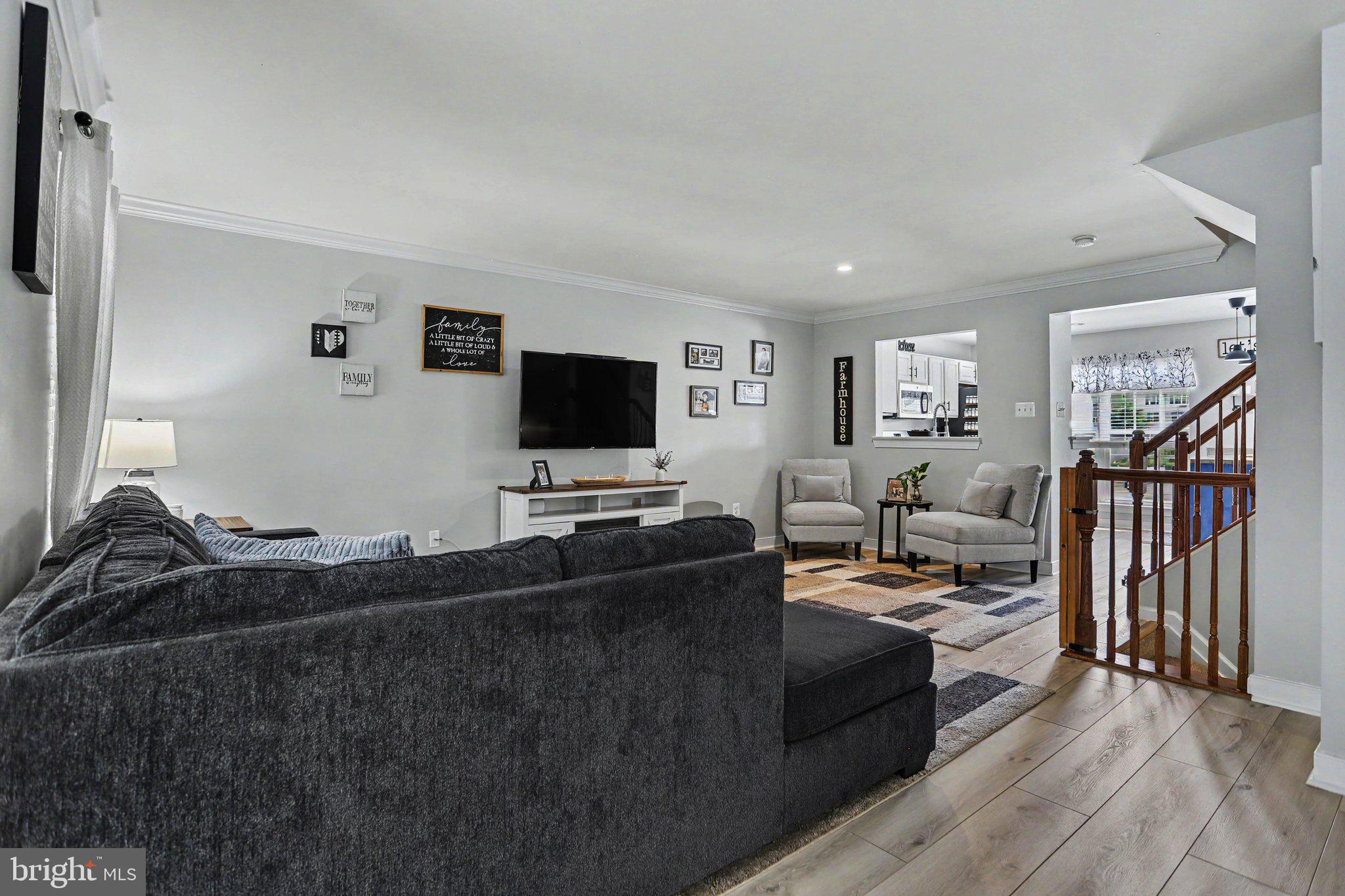 BISCAYNE WOODS - Residential