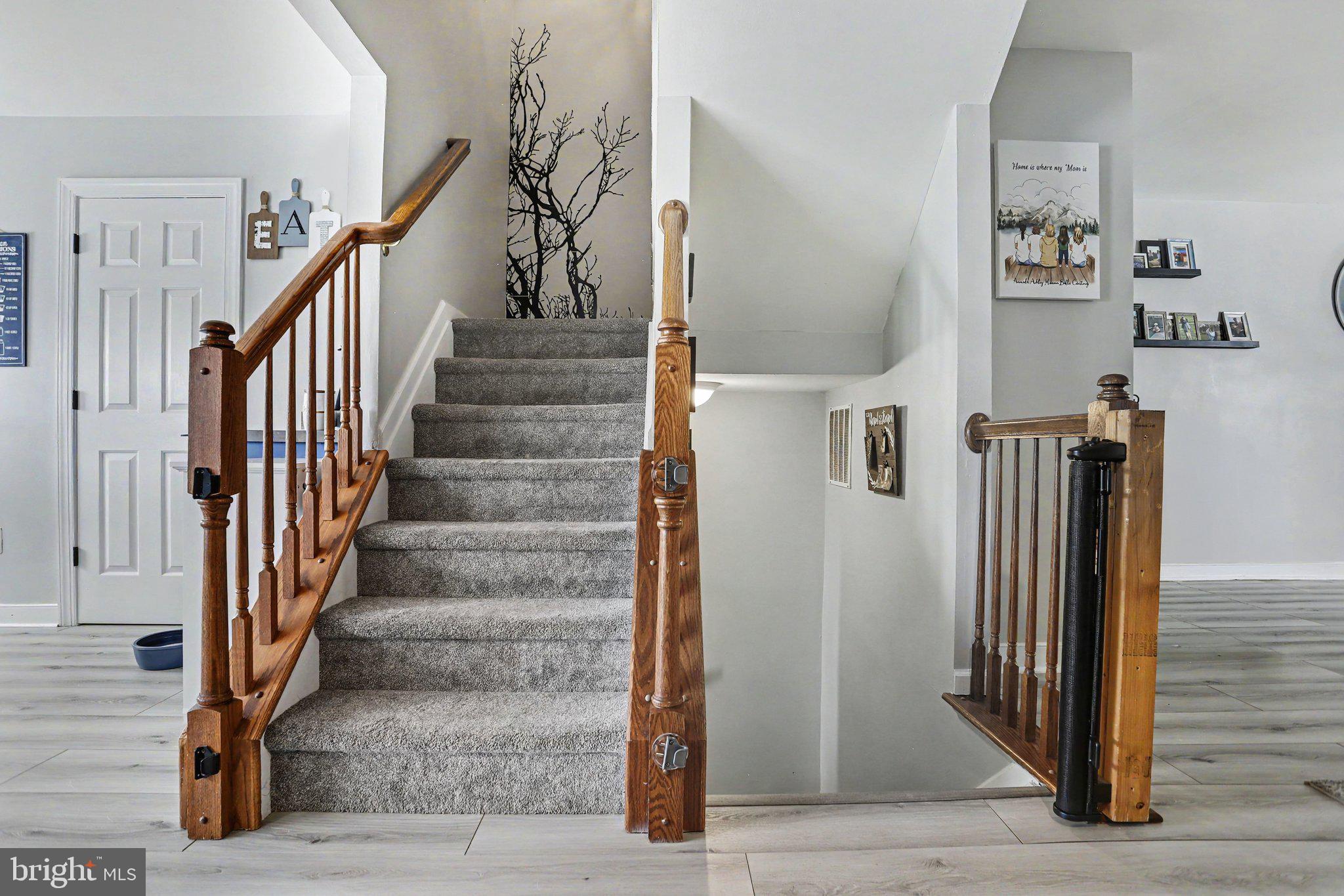 BISCAYNE WOODS - Residential