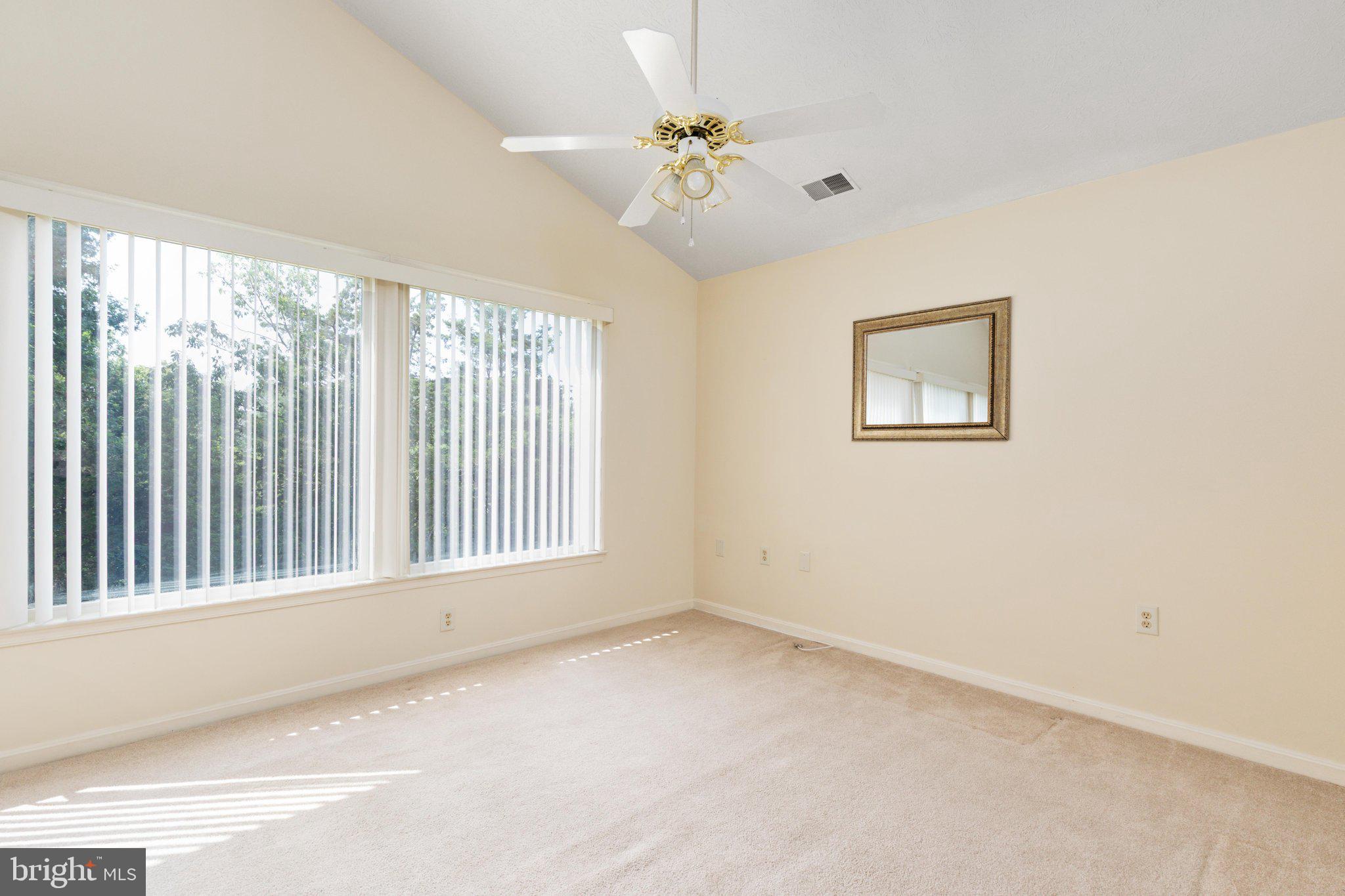 SIGNAL KNOLLS - Residential