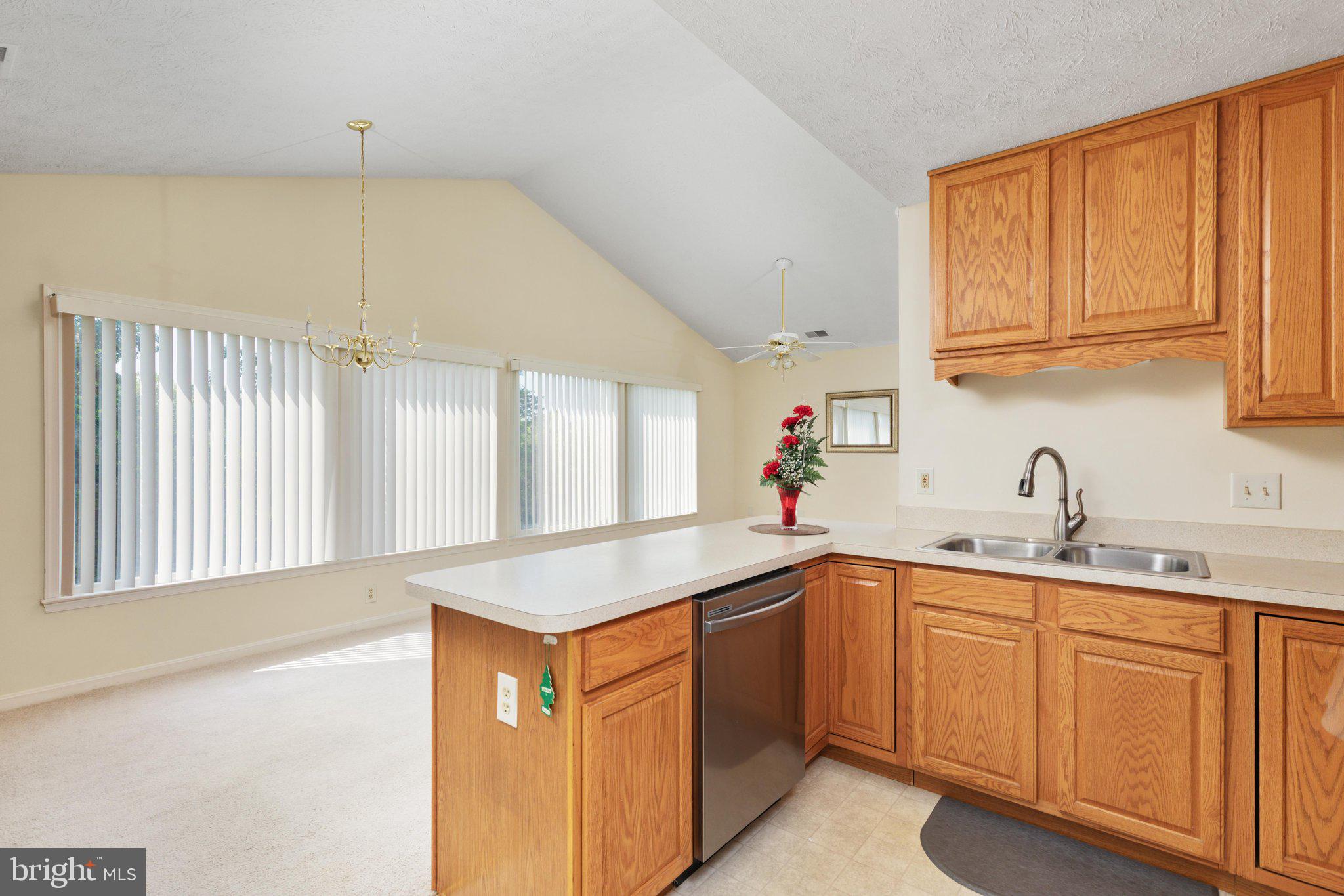 SIGNAL KNOLLS - Residential