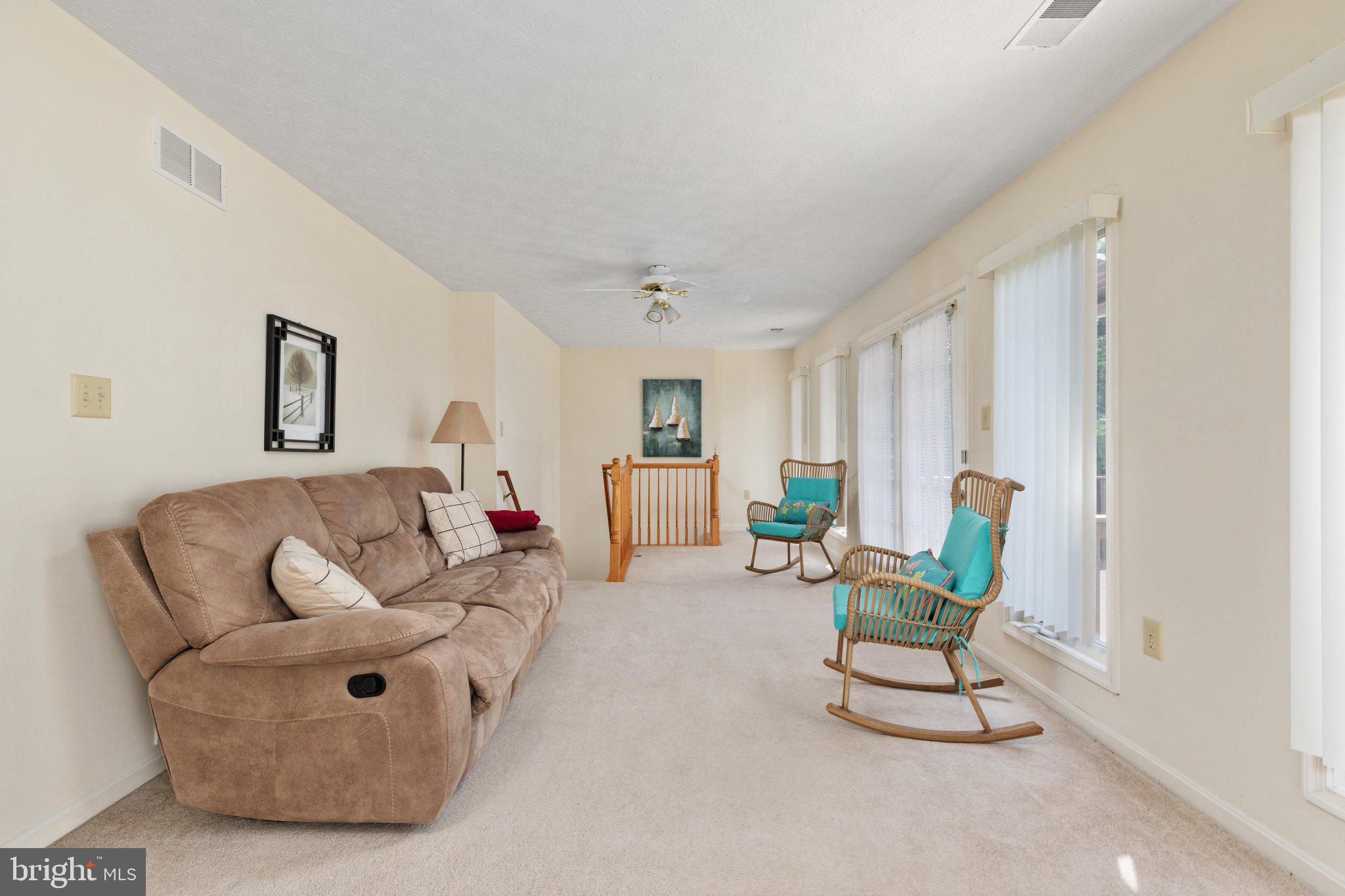 SIGNAL KNOLLS - Residential