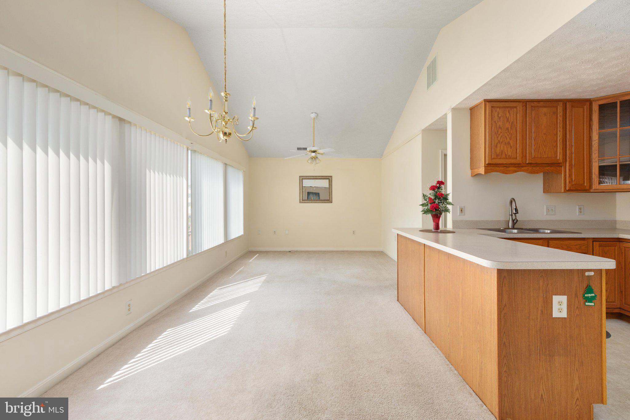 SIGNAL KNOLLS - Residential