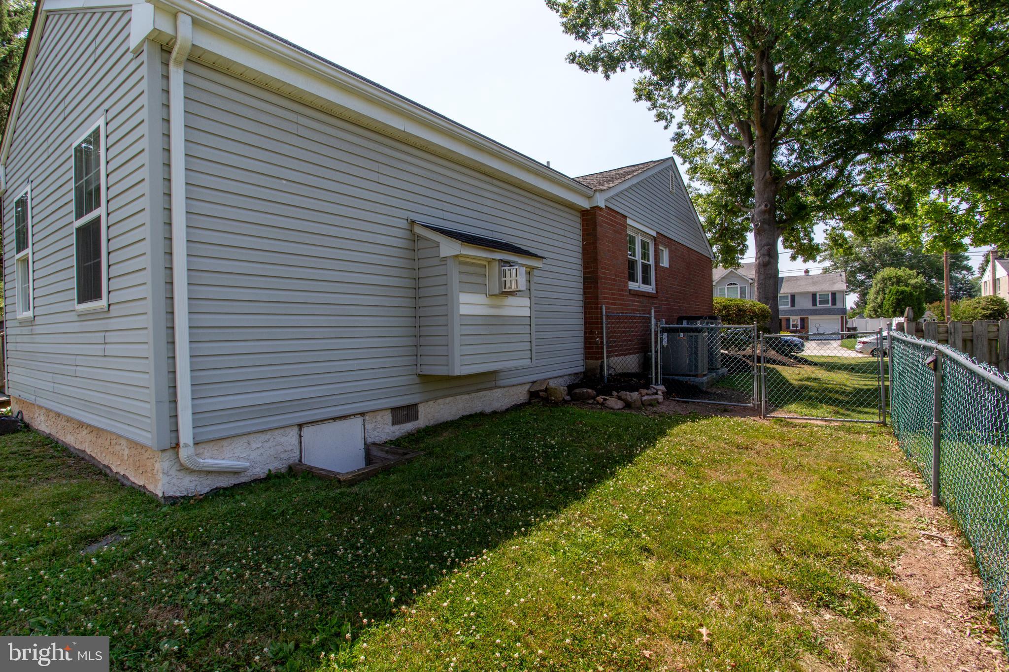 SWEET BRIAR - Residential