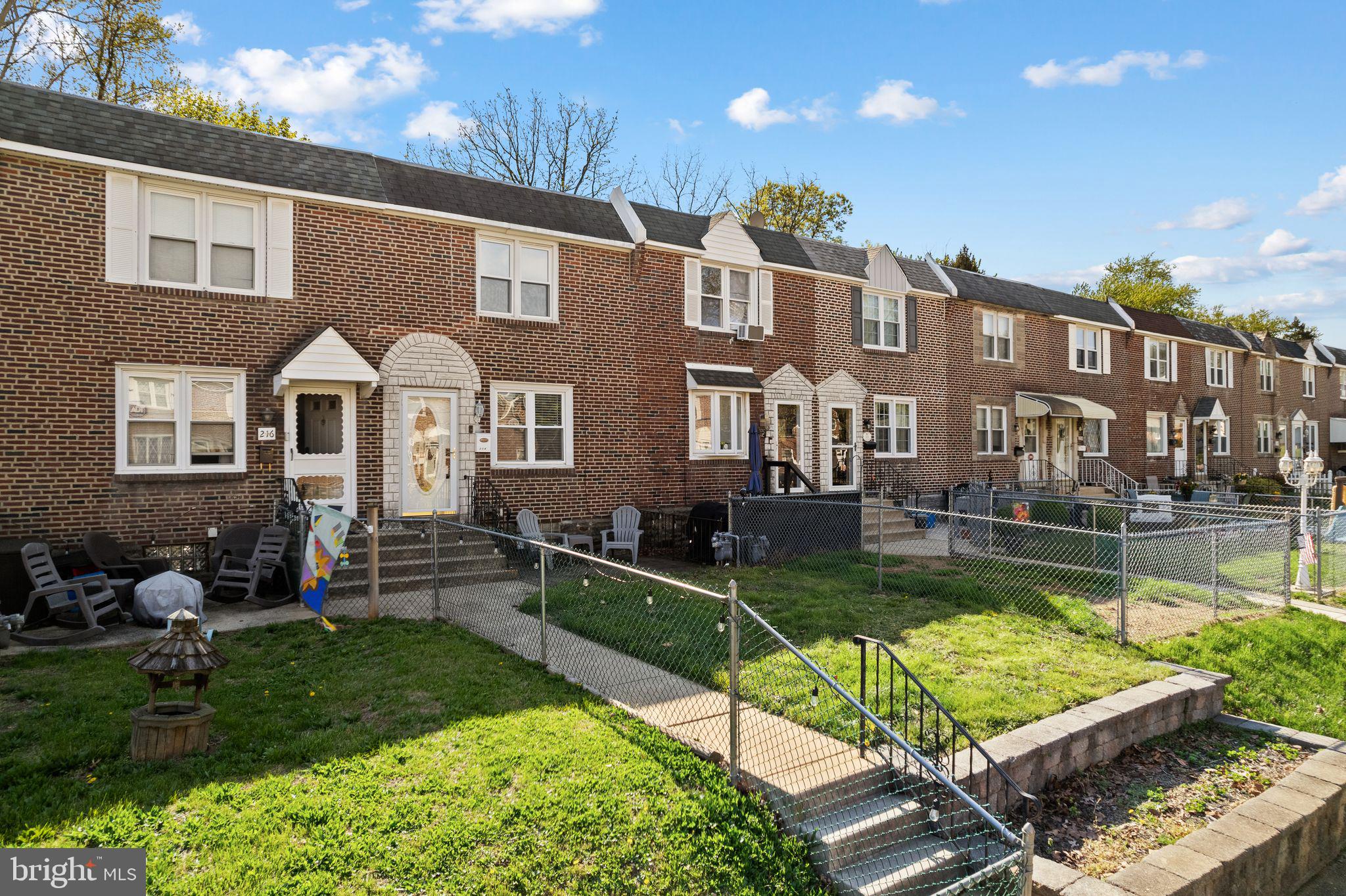 CLIFTON HEIGHTS - Residential