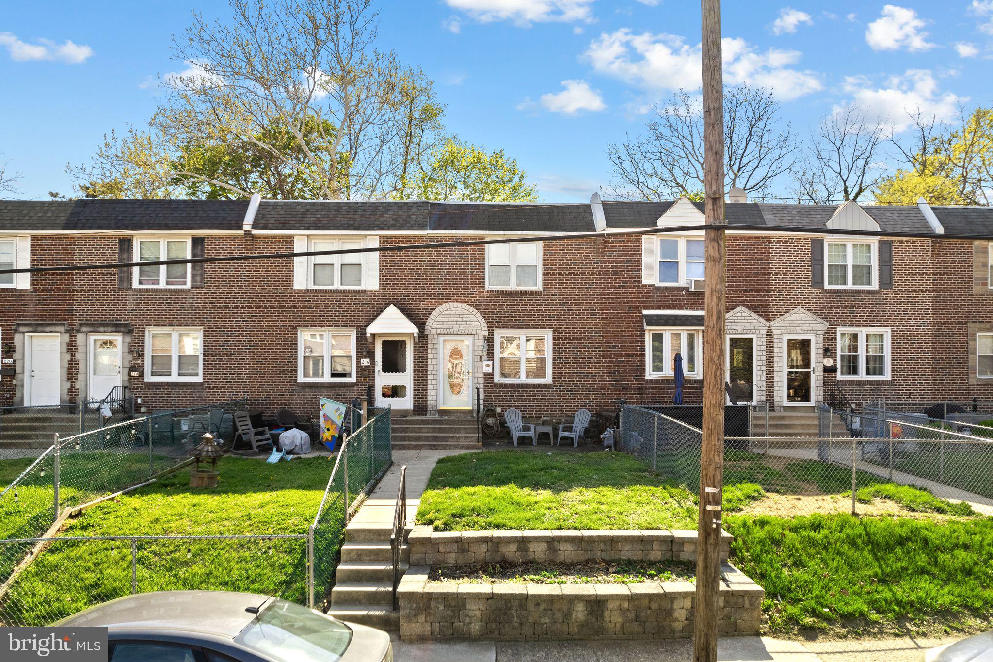 CLIFTON HEIGHTS - Residential