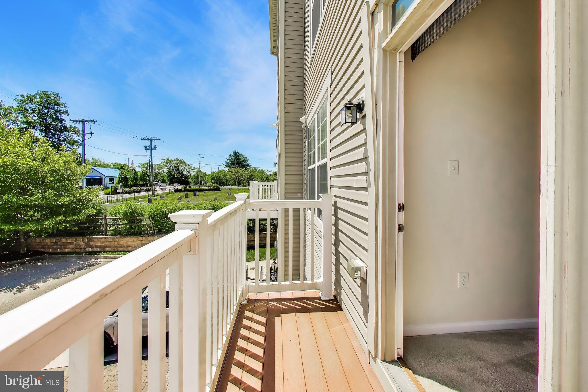 TOWN CENTER COMMONS - Residential