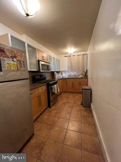 EAST OAK LANE - Residential Income