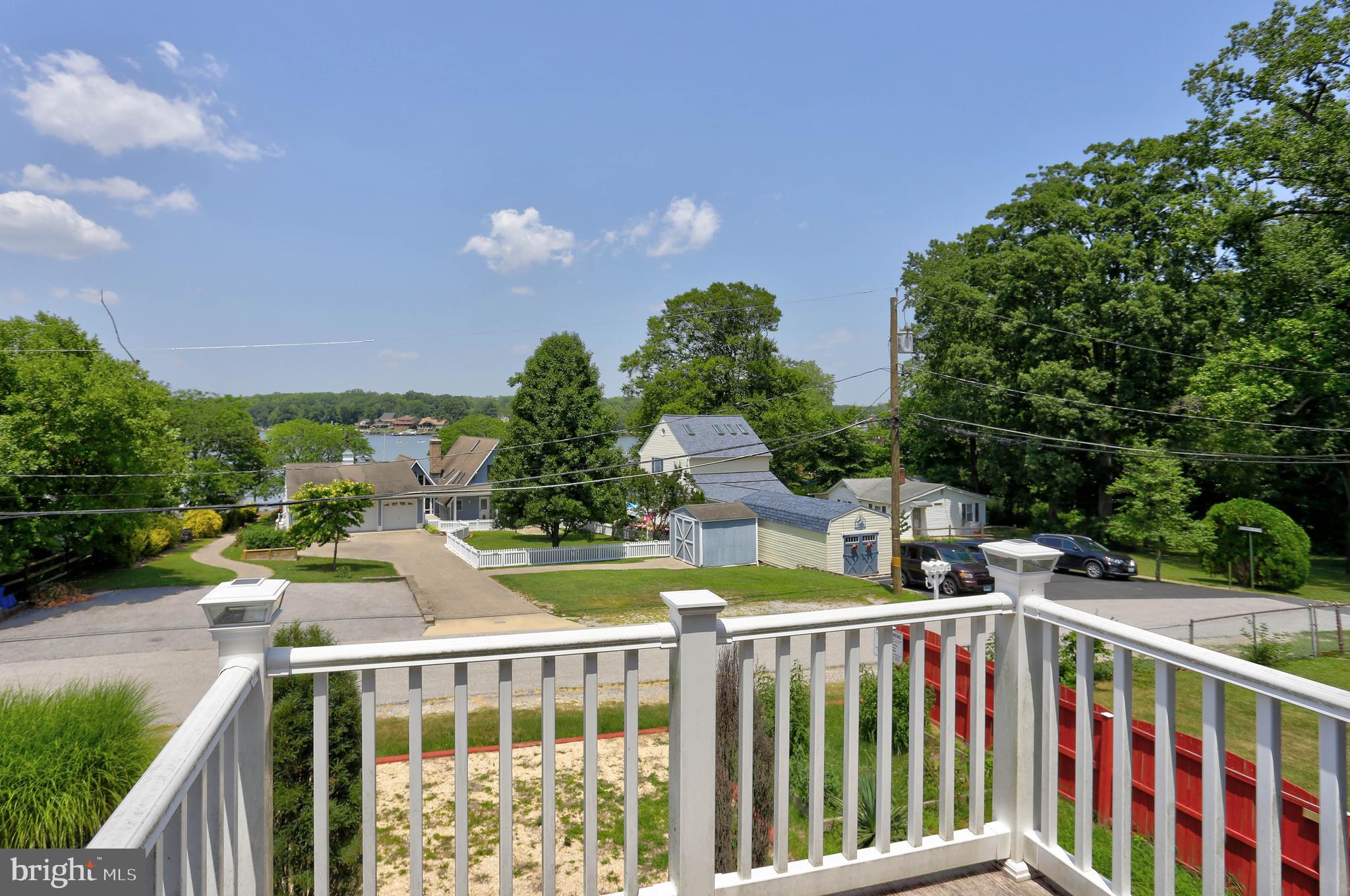 CEDAR BEACH - Residential