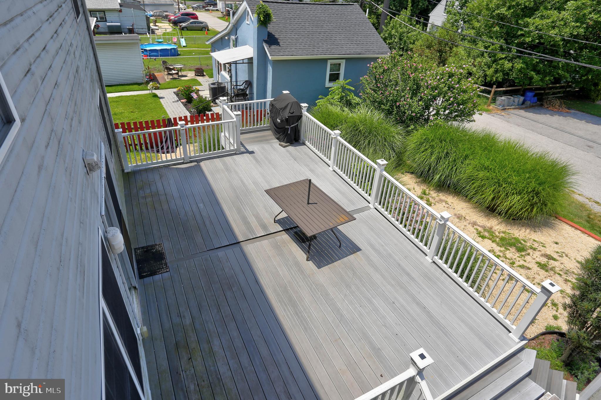 CEDAR BEACH - Residential