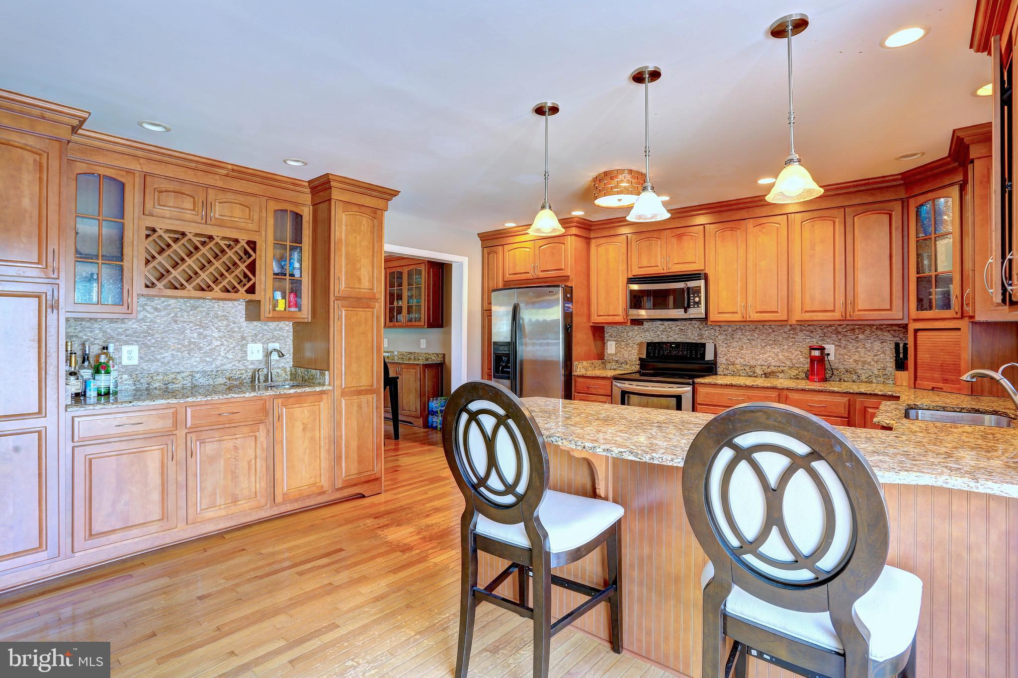 CEDAR BEACH - Residential