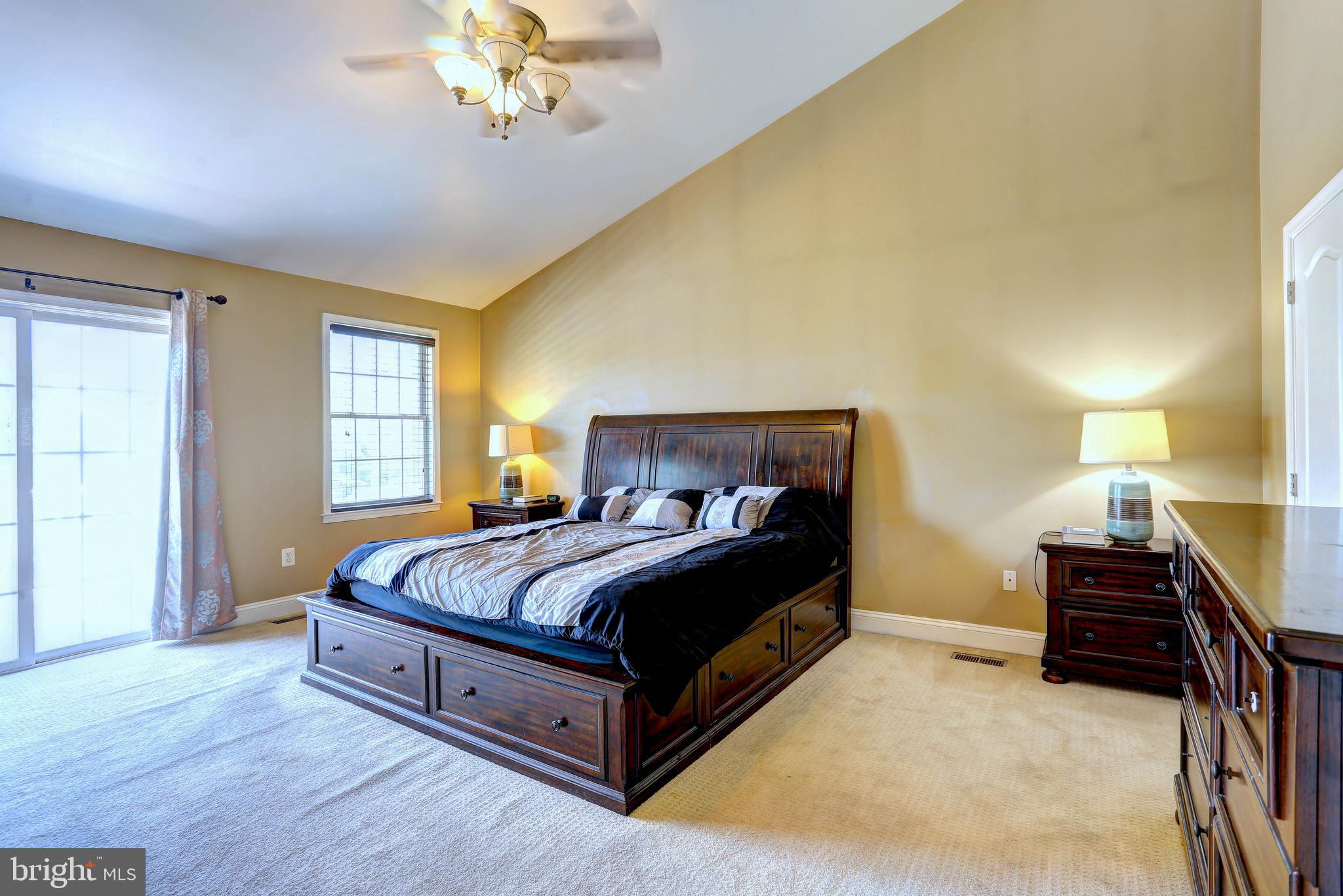 CEDAR BEACH - Residential