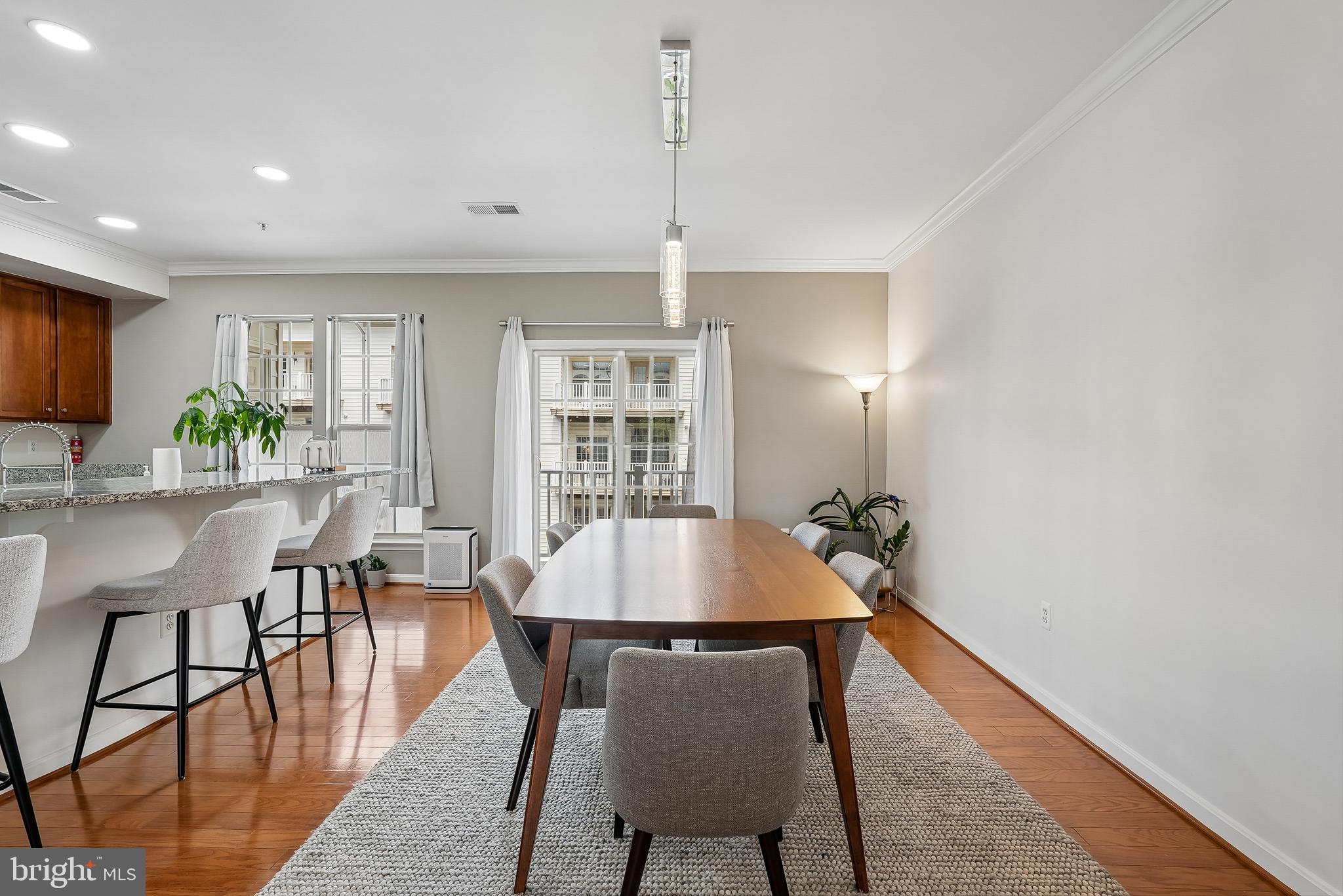 MADISON CRESCENT CONDOMINIUM - Residential