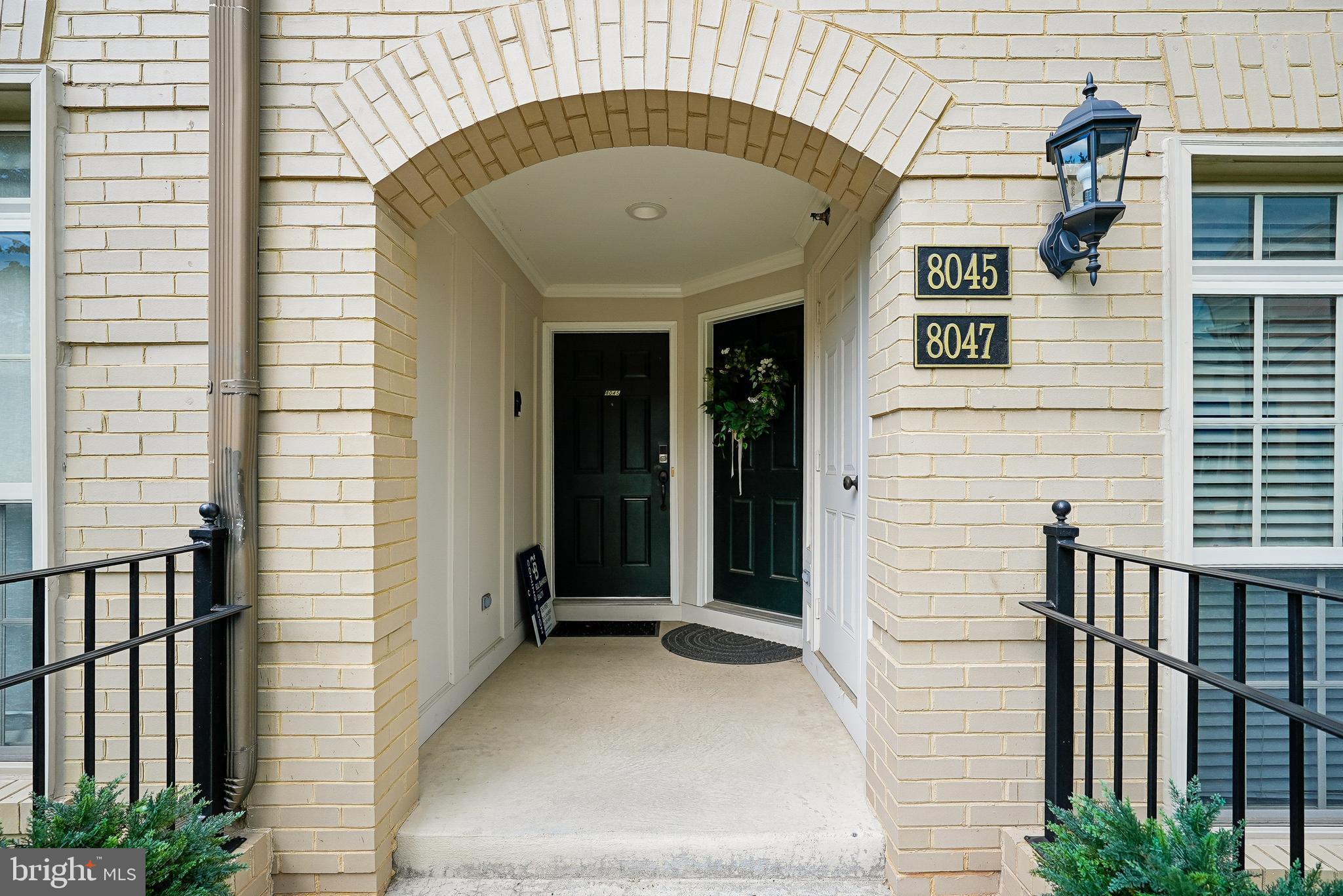 MADISON CRESCENT CONDOMINIUM - Residential