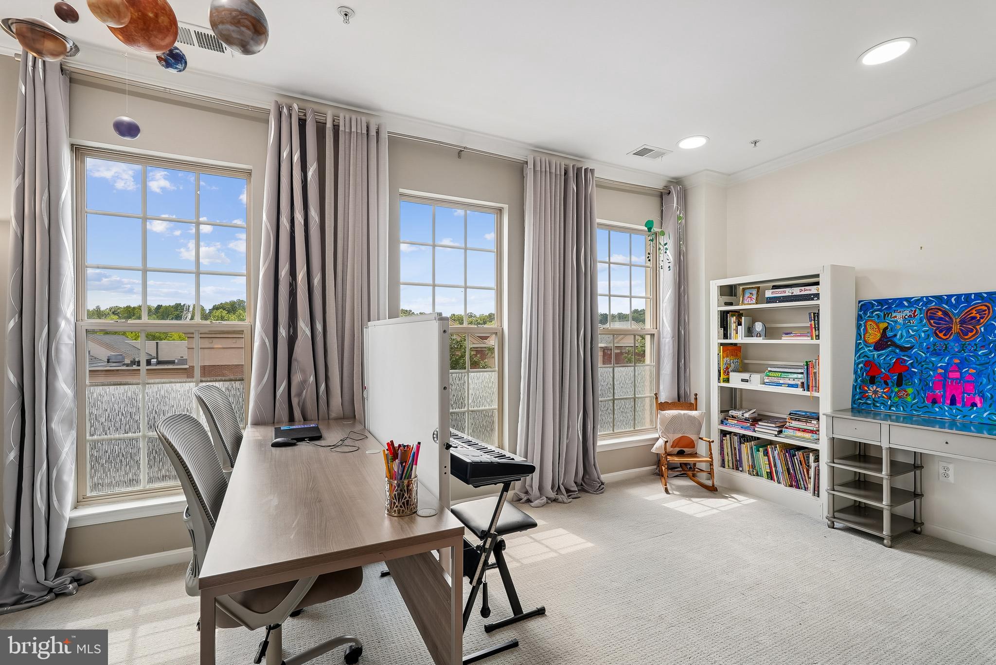 MADISON CRESCENT CONDOMINIUM - Residential