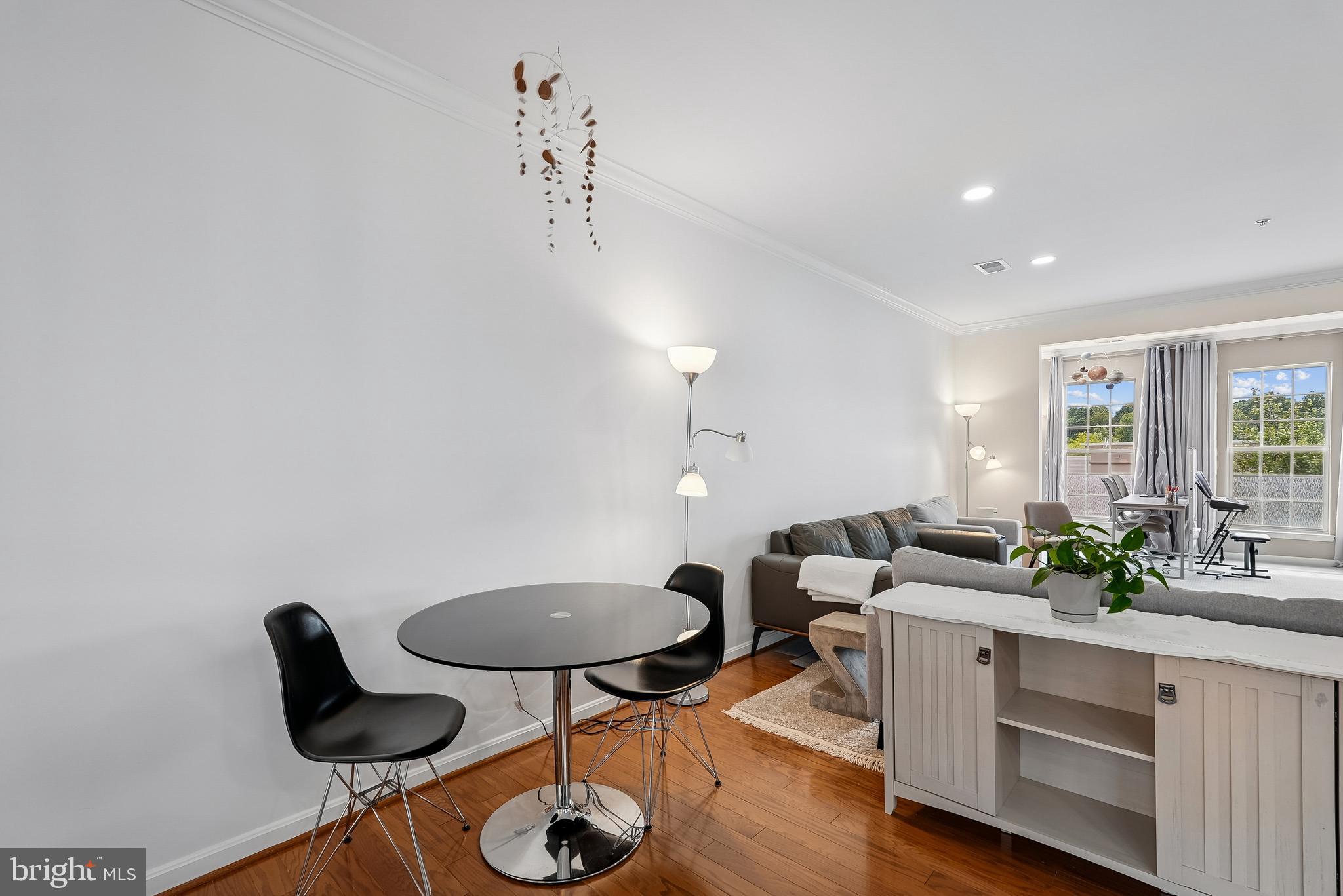 MADISON CRESCENT CONDOMINIUM - Residential