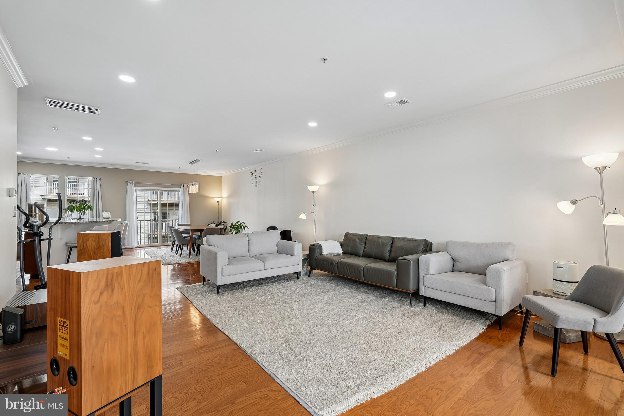 MADISON CRESCENT CONDOMINIUM - Residential