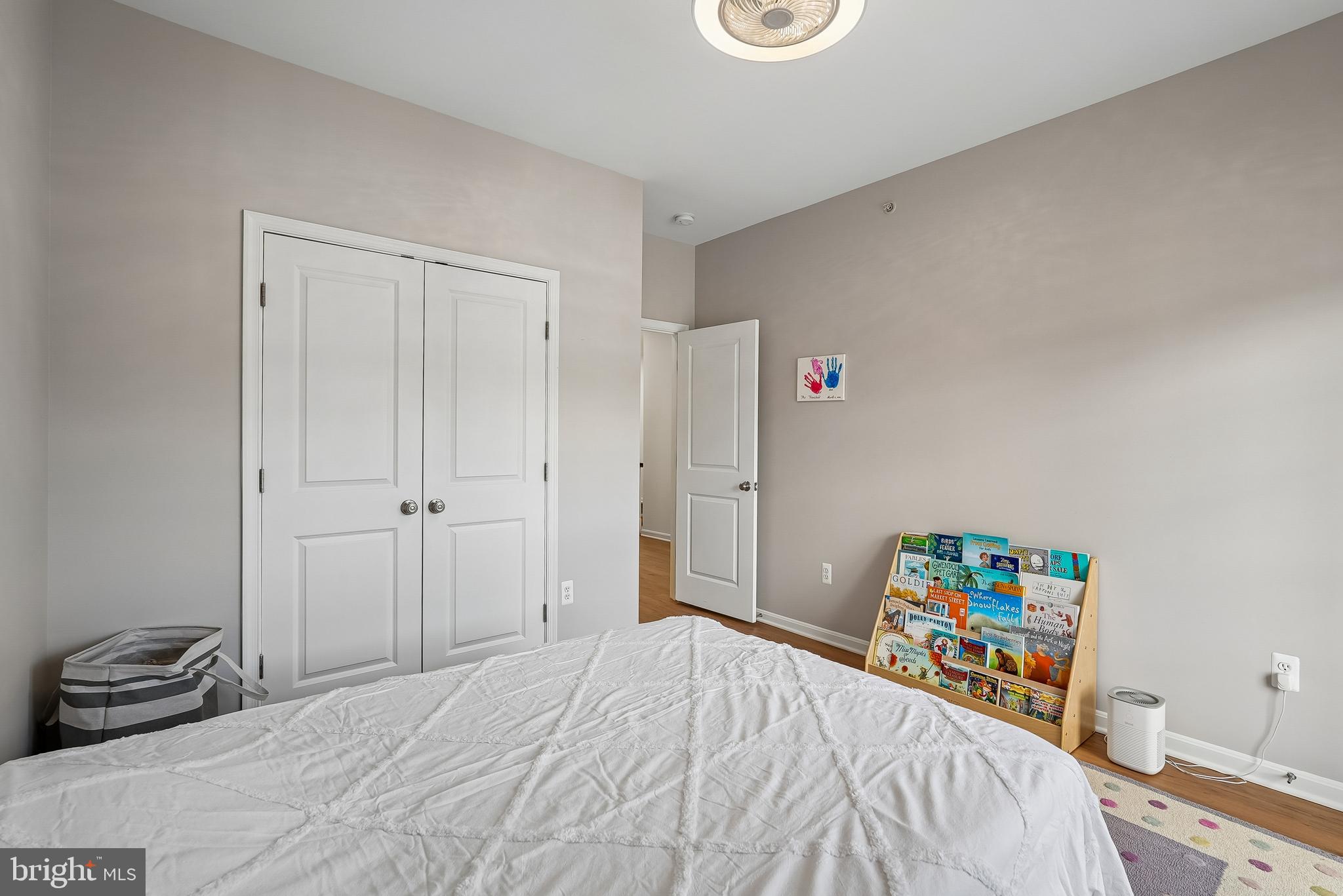 MADISON CRESCENT CONDOMINIUM - Residential