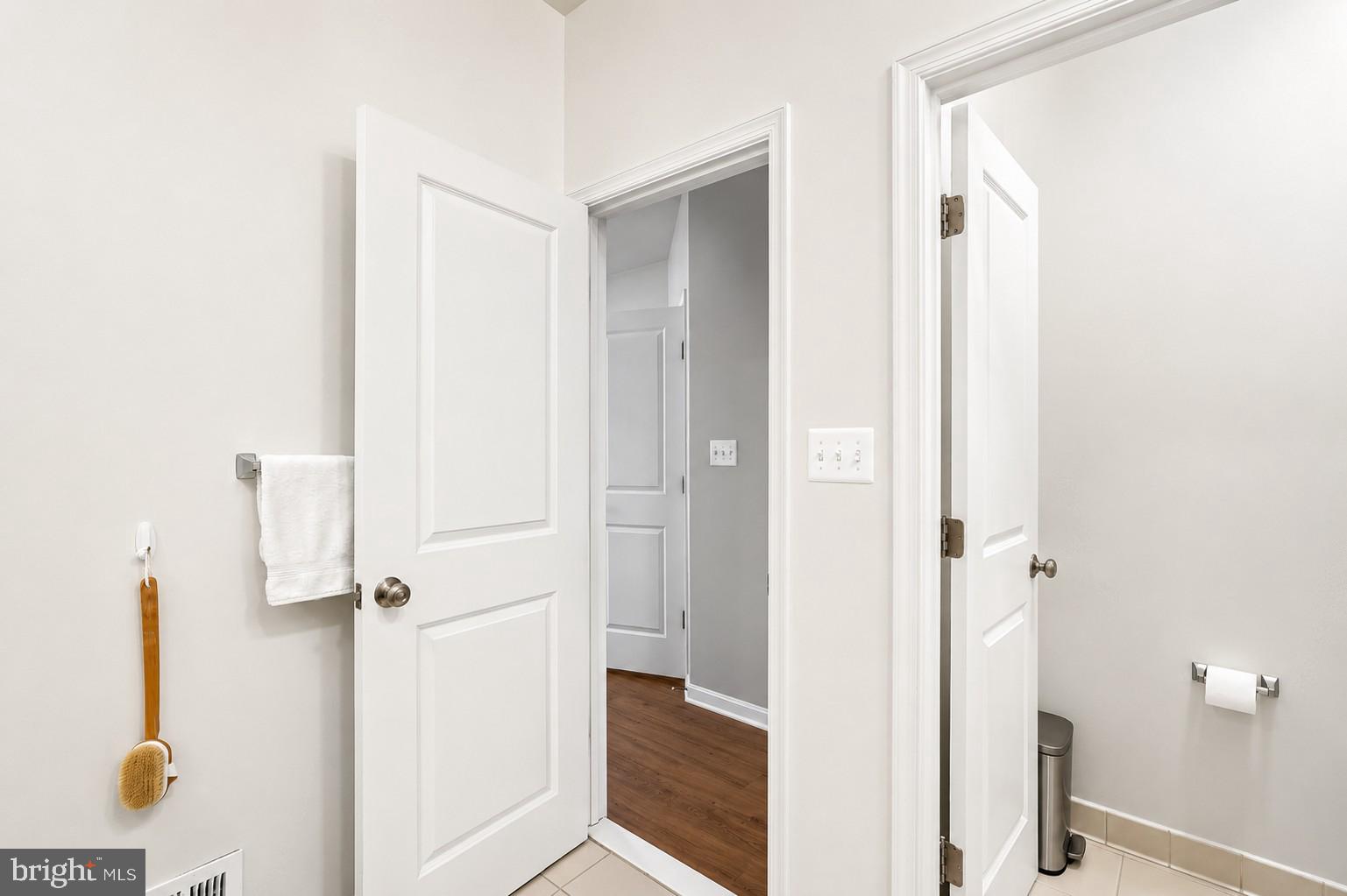 MADISON CRESCENT CONDOMINIUM - Residential