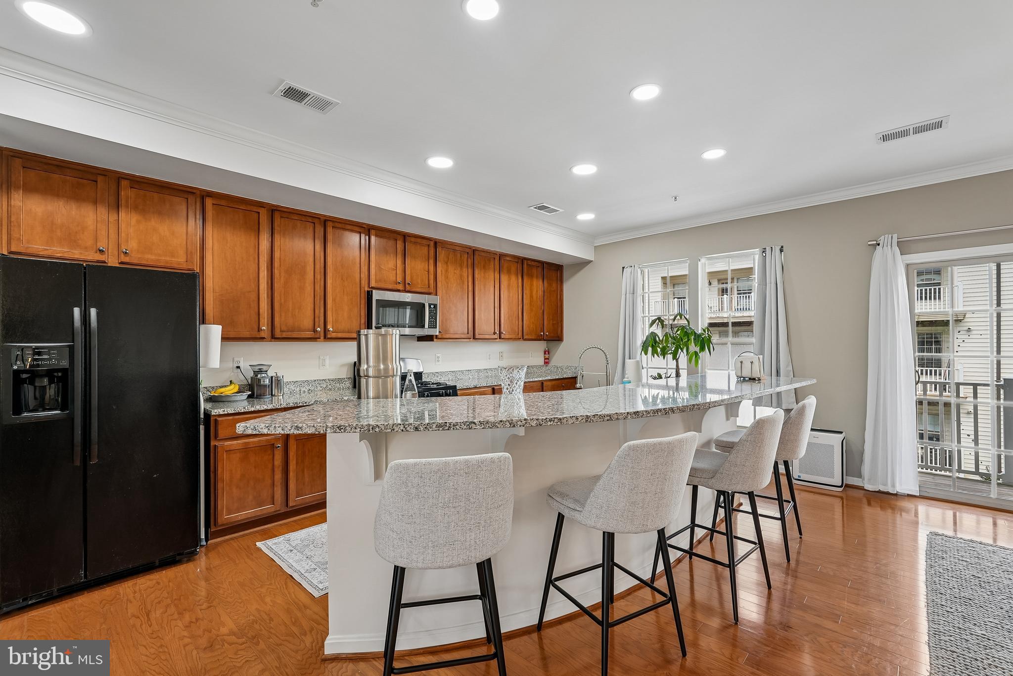 MADISON CRESCENT CONDOMINIUM - Residential