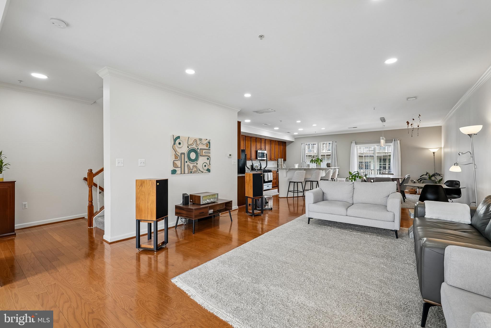 MADISON CRESCENT CONDOMINIUM - Residential
