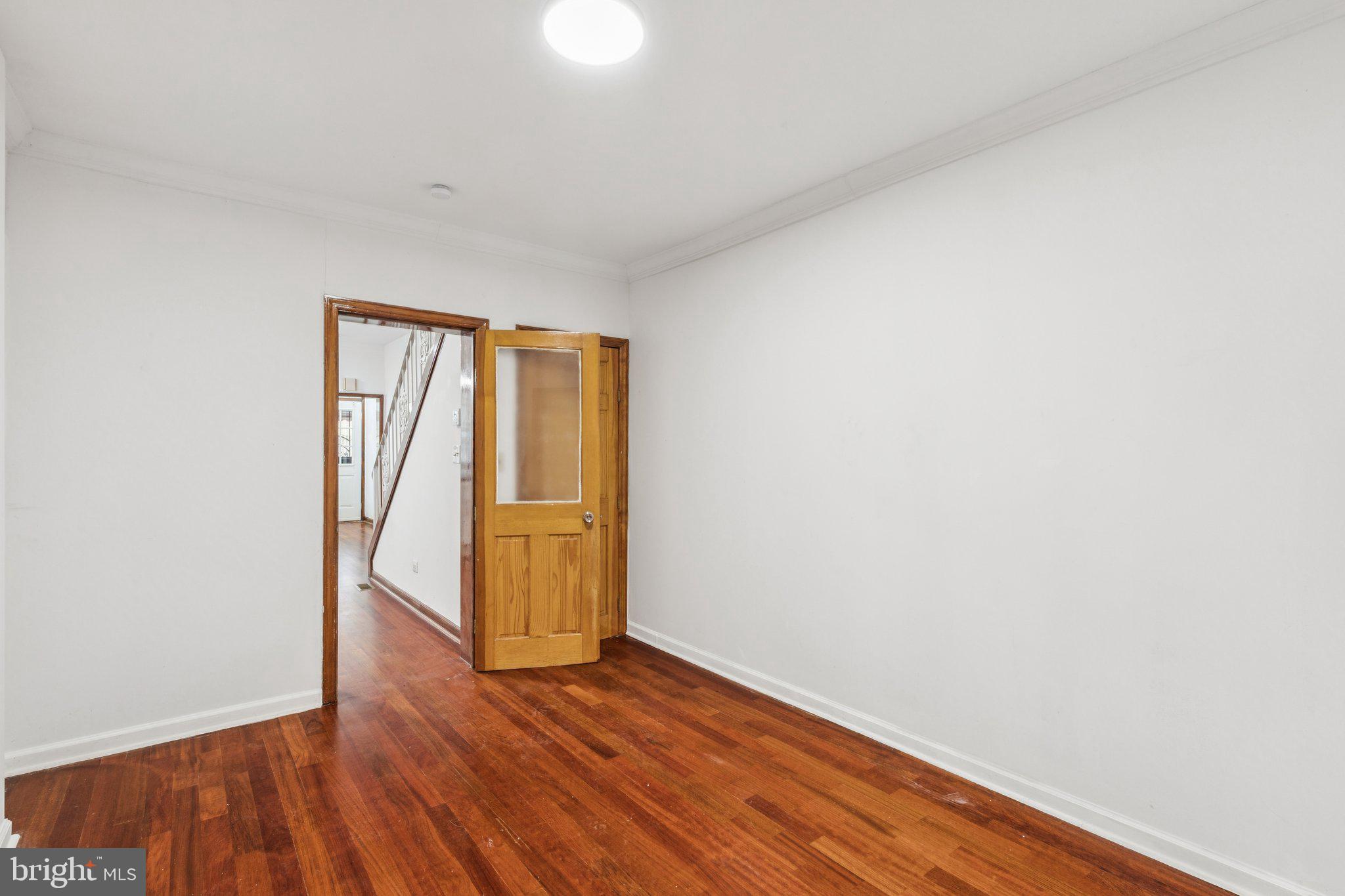 WEST KENSINGTON - Residential