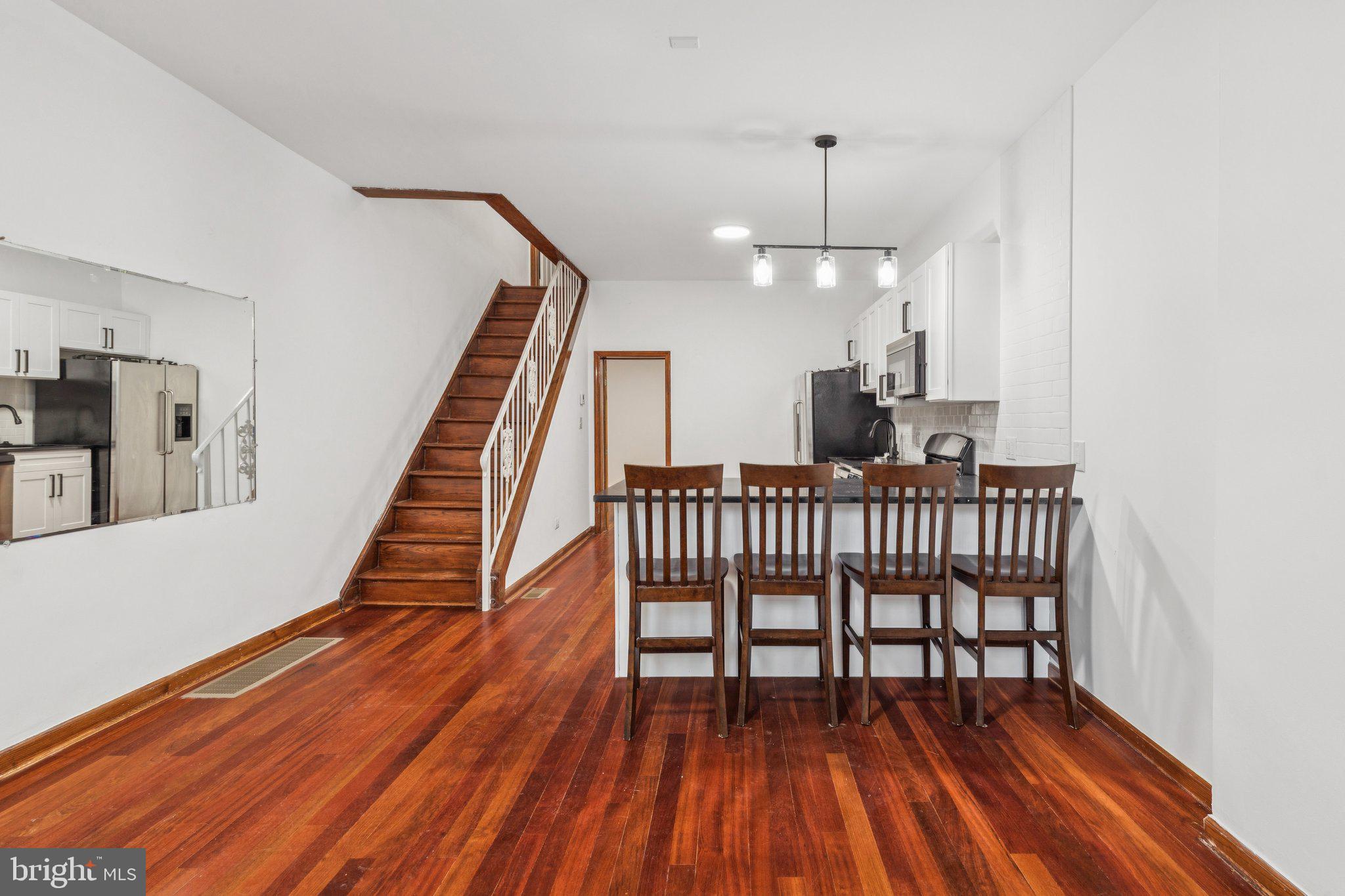 WEST KENSINGTON - Residential