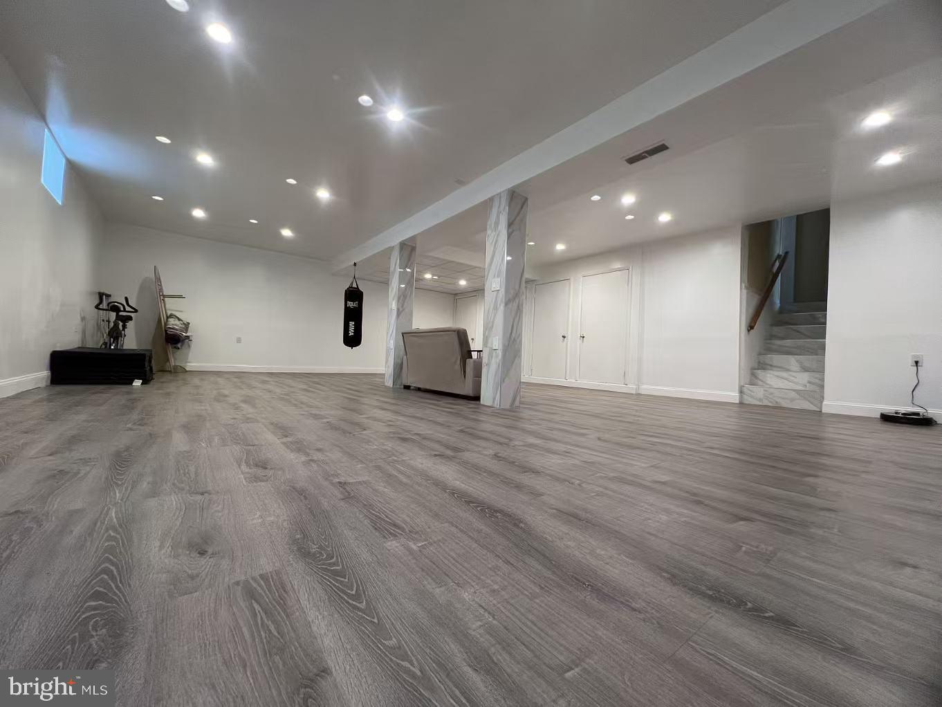 BELMONT - Residential