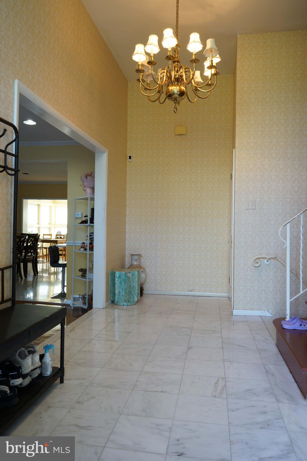 BELMONT - Residential