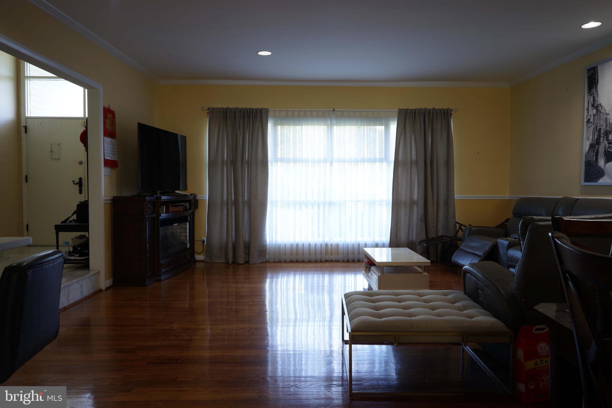 BELMONT - Residential