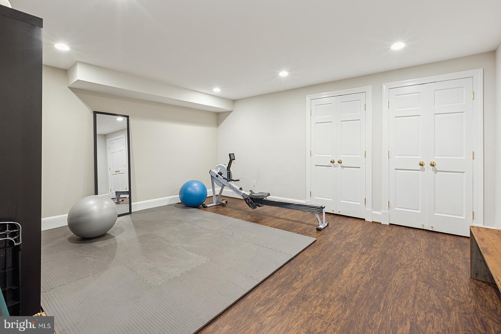 CHAPEL HILL - Residential