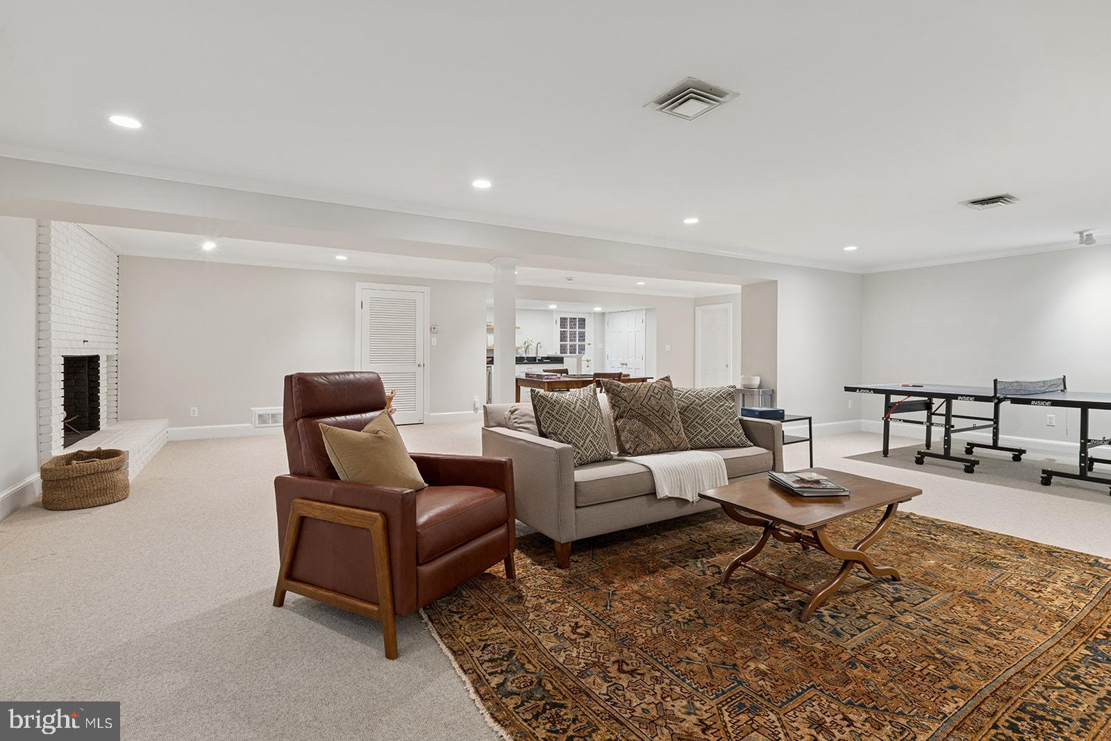 CHAPEL HILL - Residential