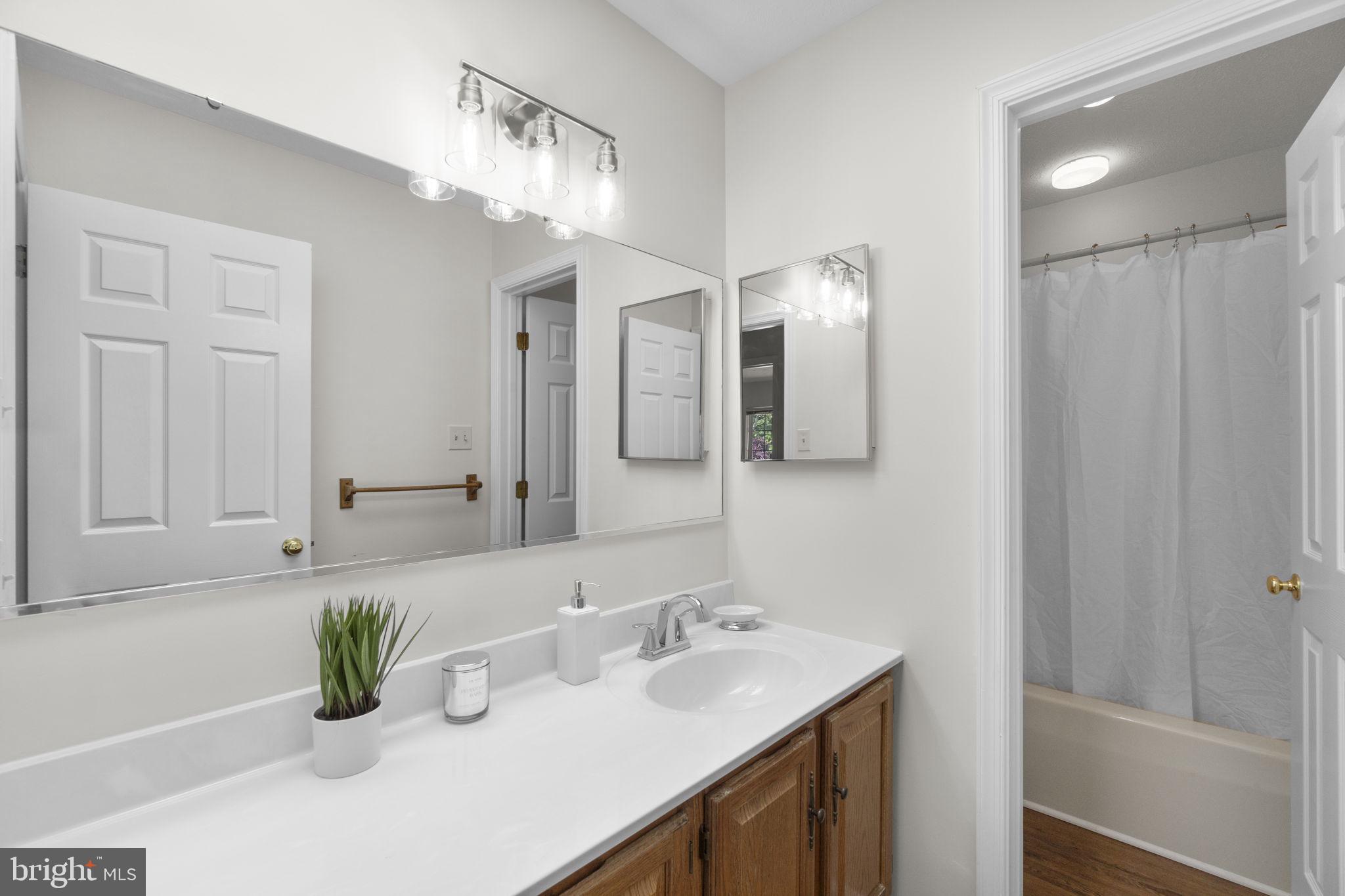 FURNACE HILLS - Residential