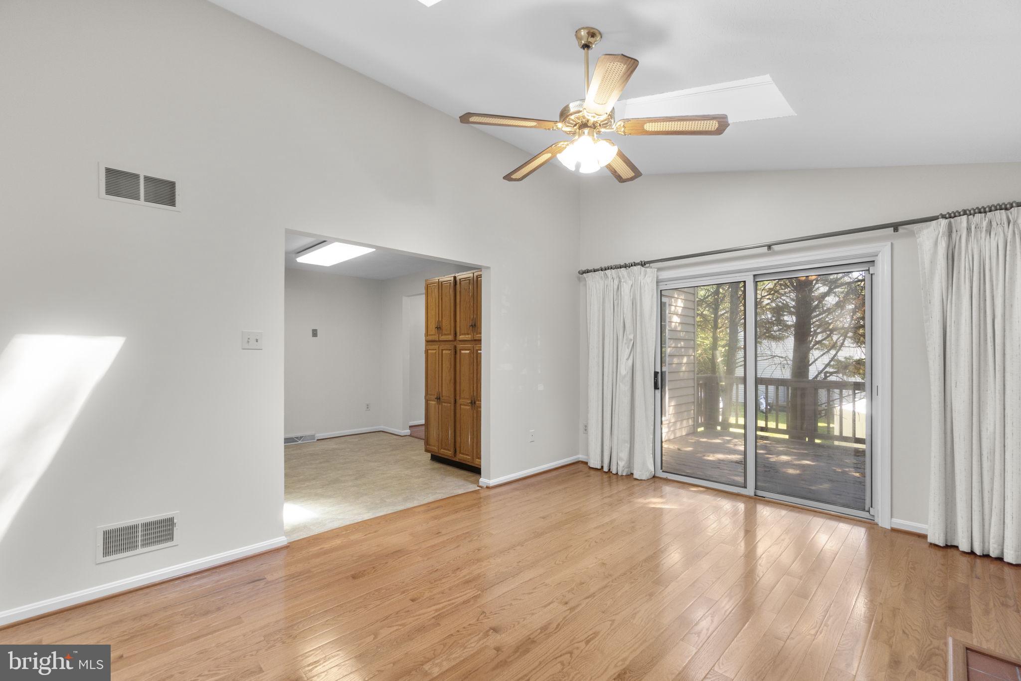 FURNACE HILLS - Residential