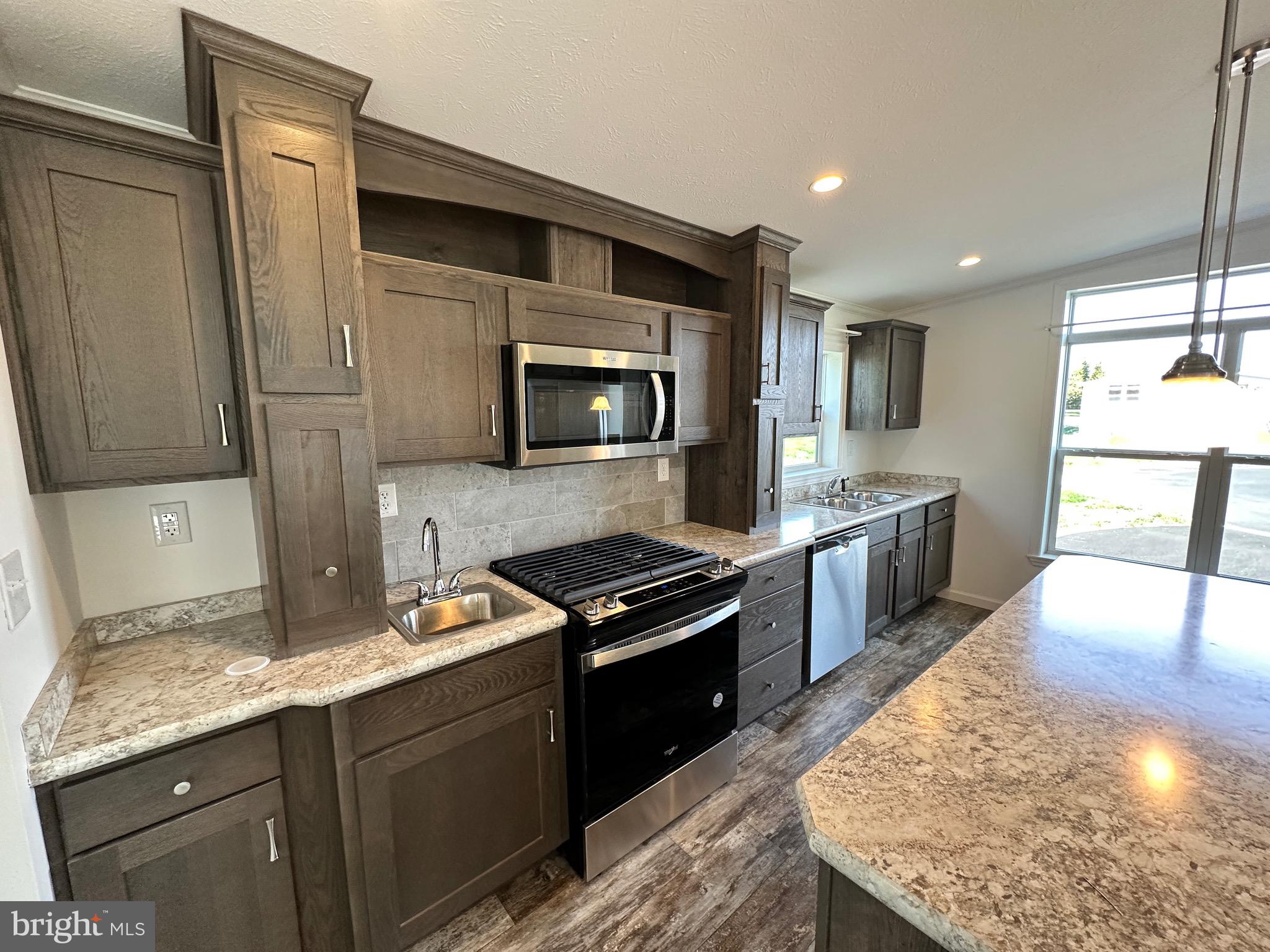 SHADOWSTONE VILLAGE - Residential