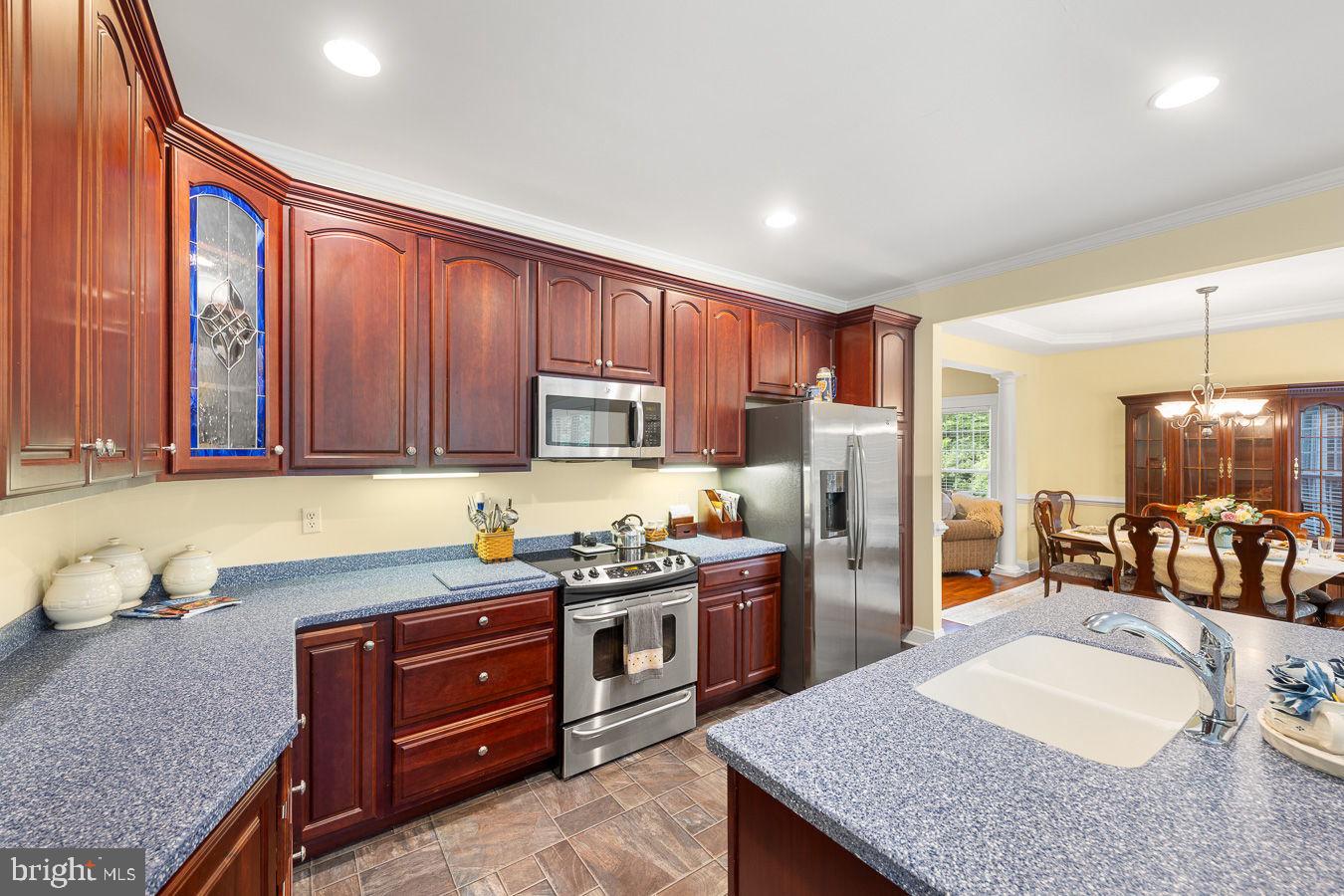 WESTWOOD MANOR - Residential