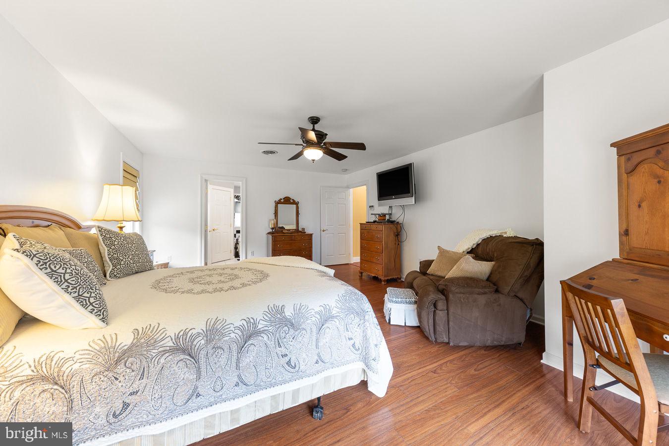 WESTWOOD MANOR - Residential