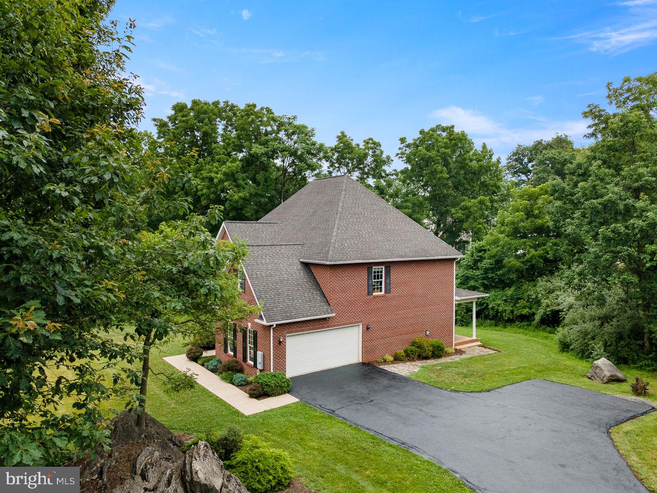 WESTWOOD MANOR - Residential