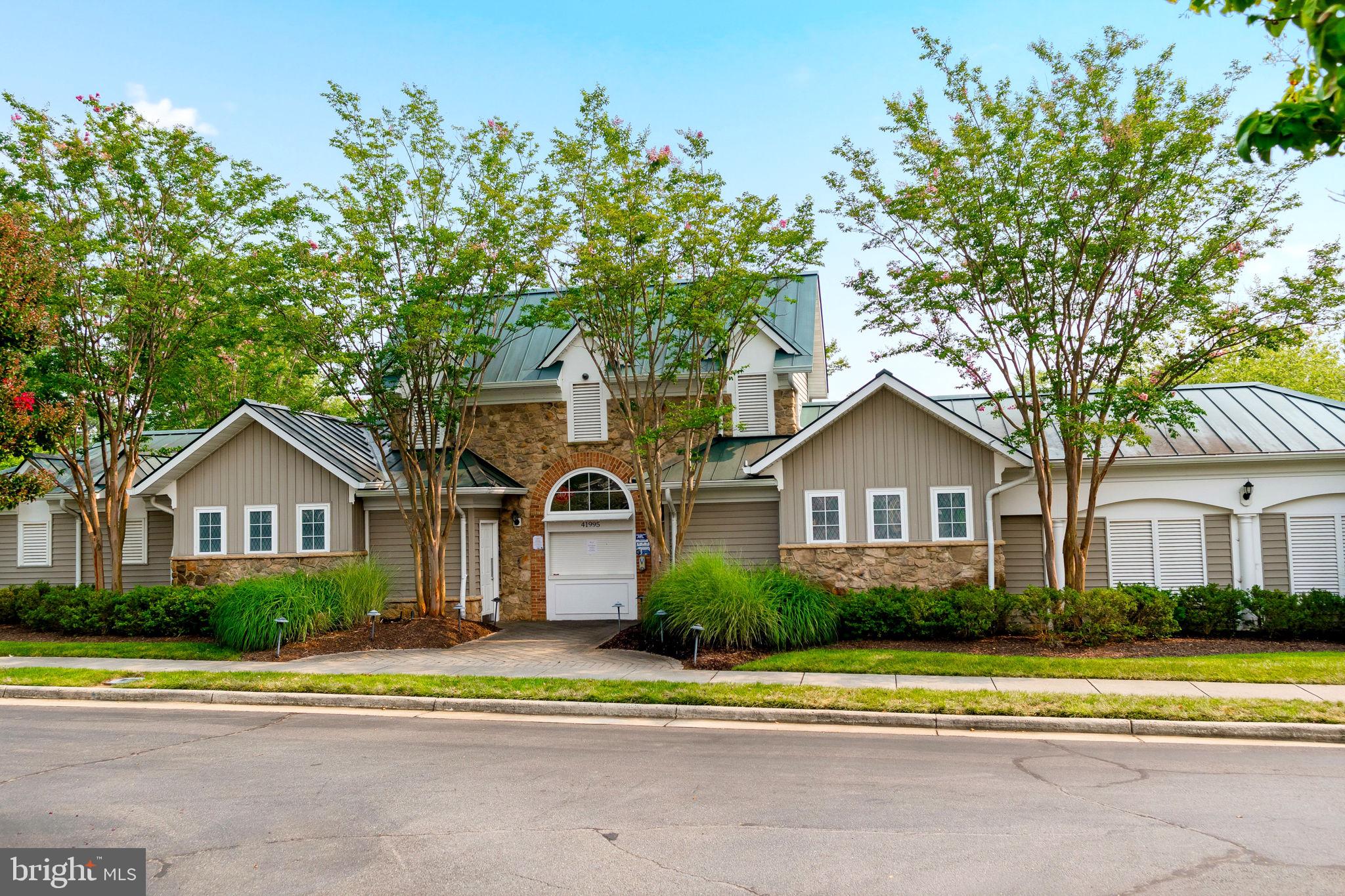 STONE RIDGE - Residential