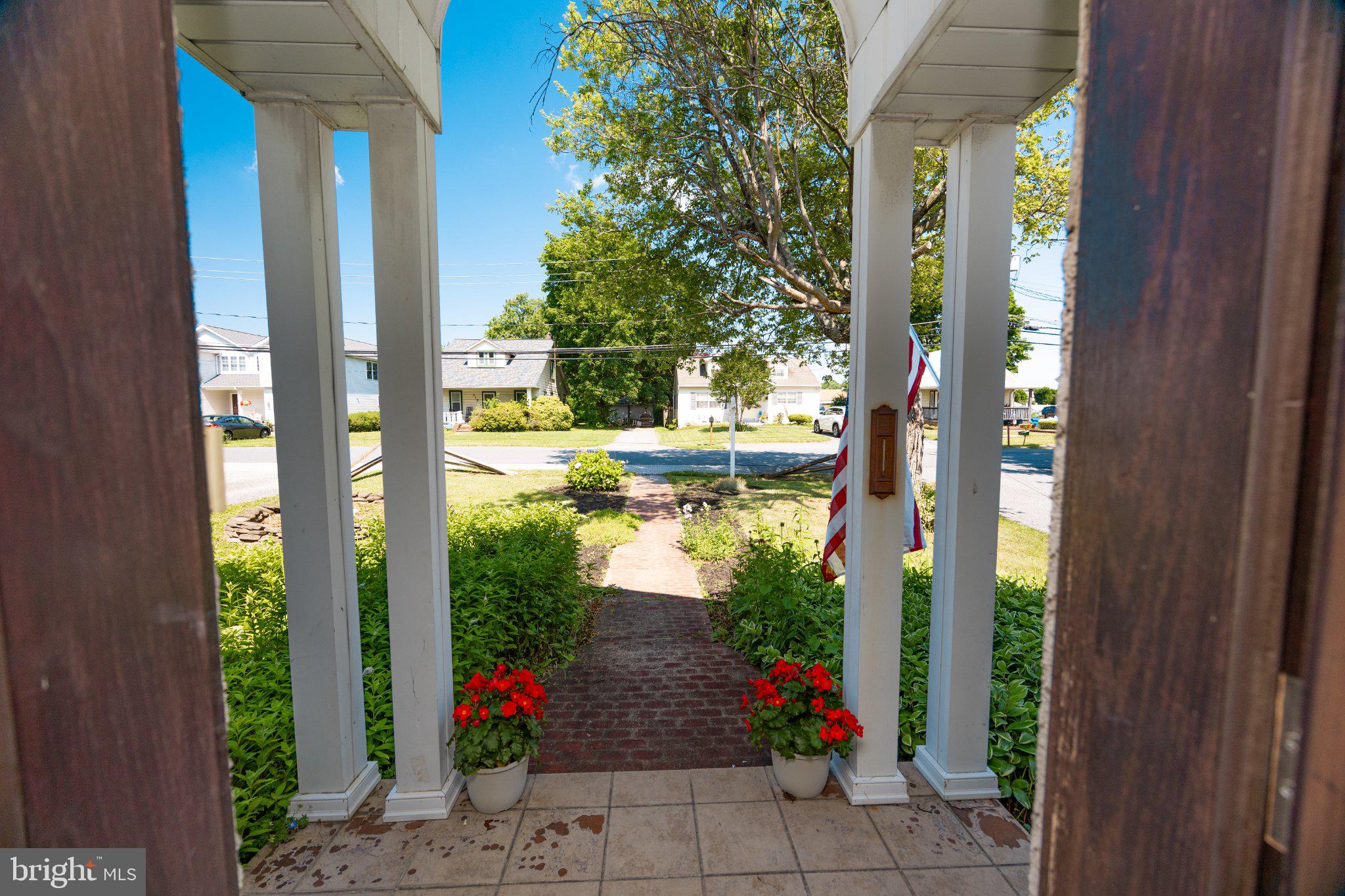 PINE KNOLL - Residential