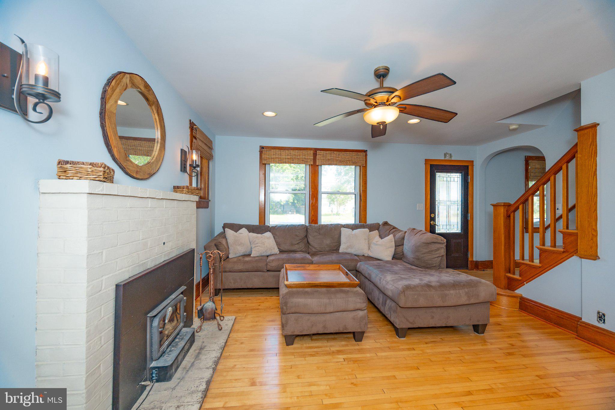 PINE KNOLL - Residential