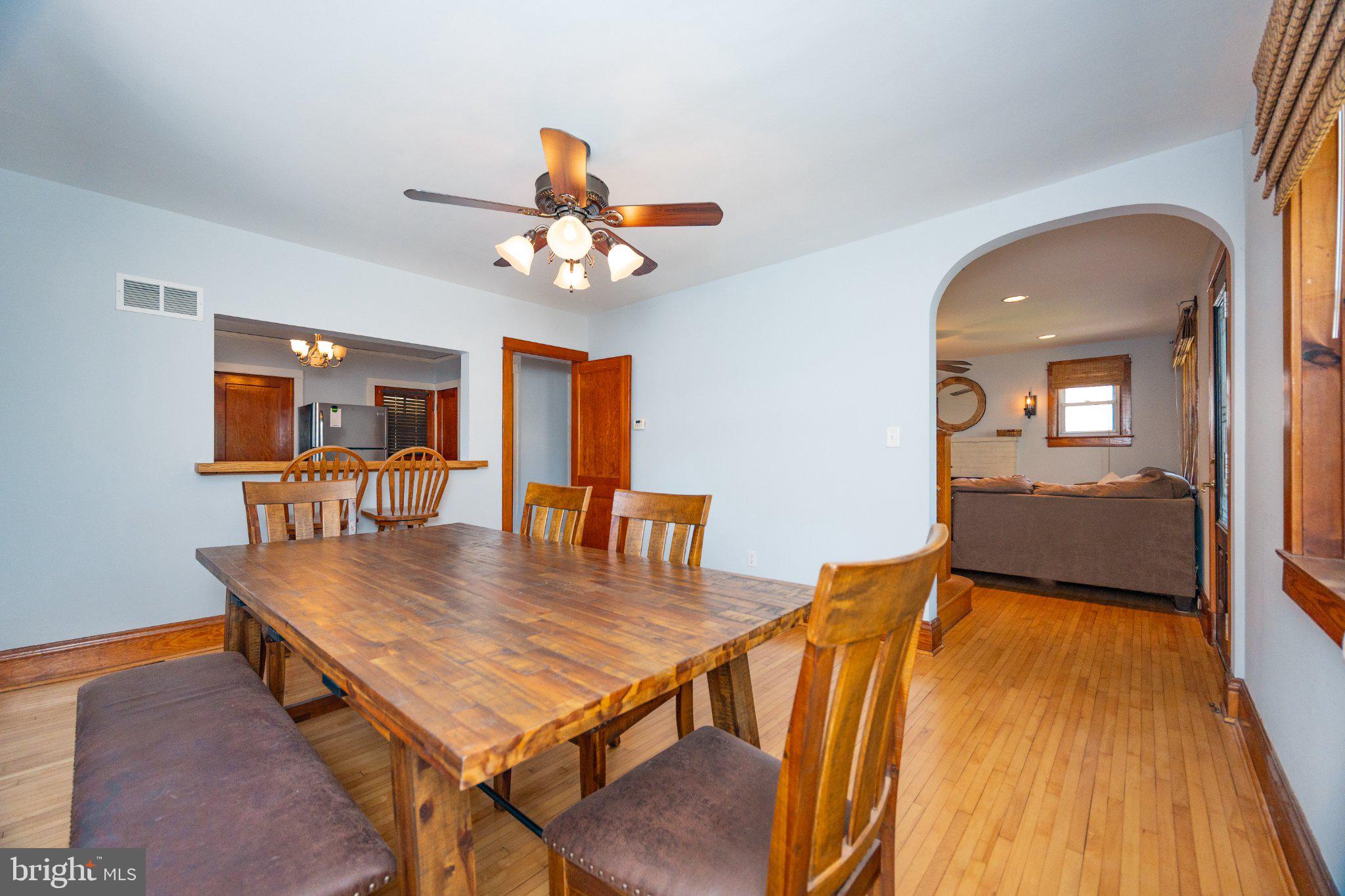 PINE KNOLL - Residential
