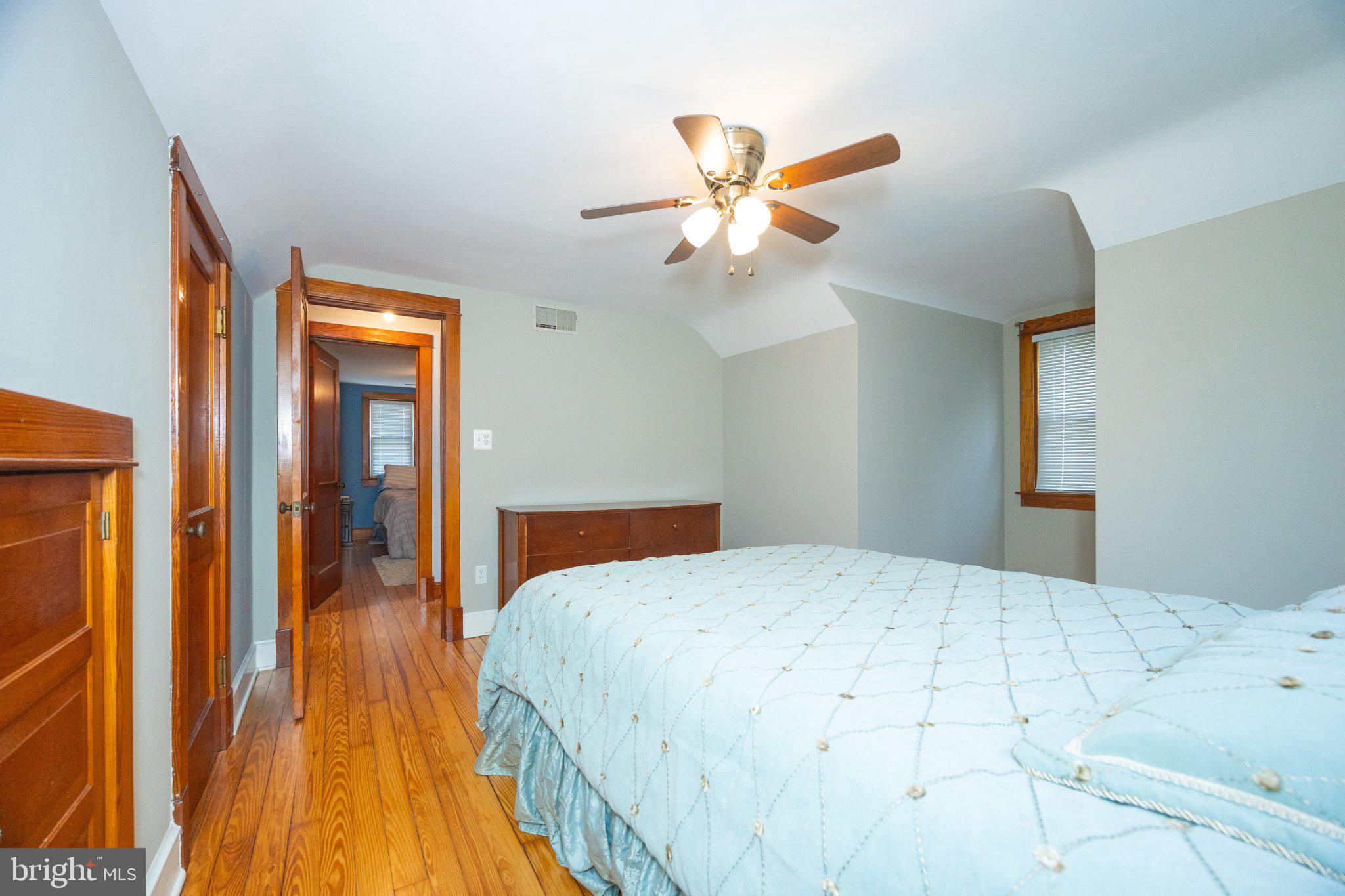 PINE KNOLL - Residential