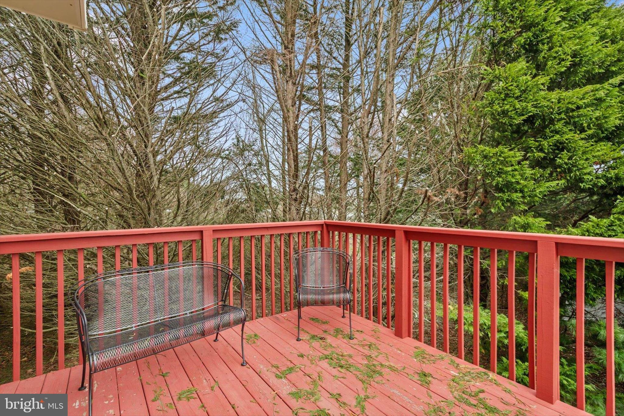 SOUTH HAMPTON - Residential