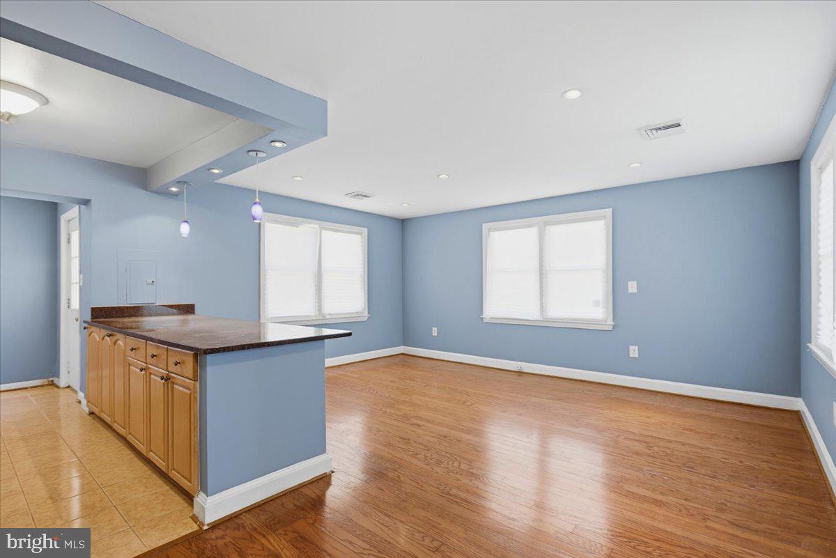 RADIANT VALLEY - Residential