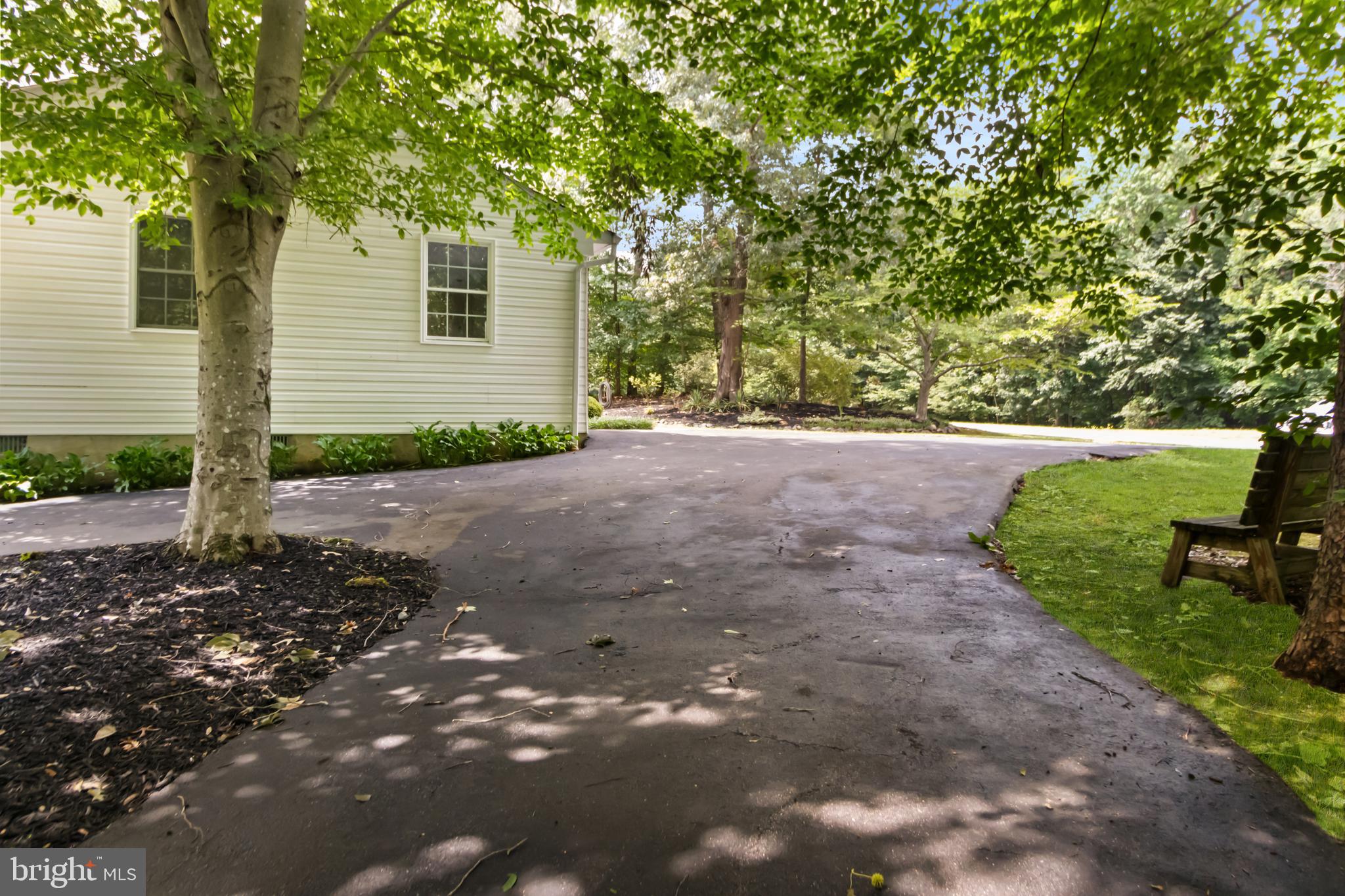 CHAPEL POINT WOODS - Residential