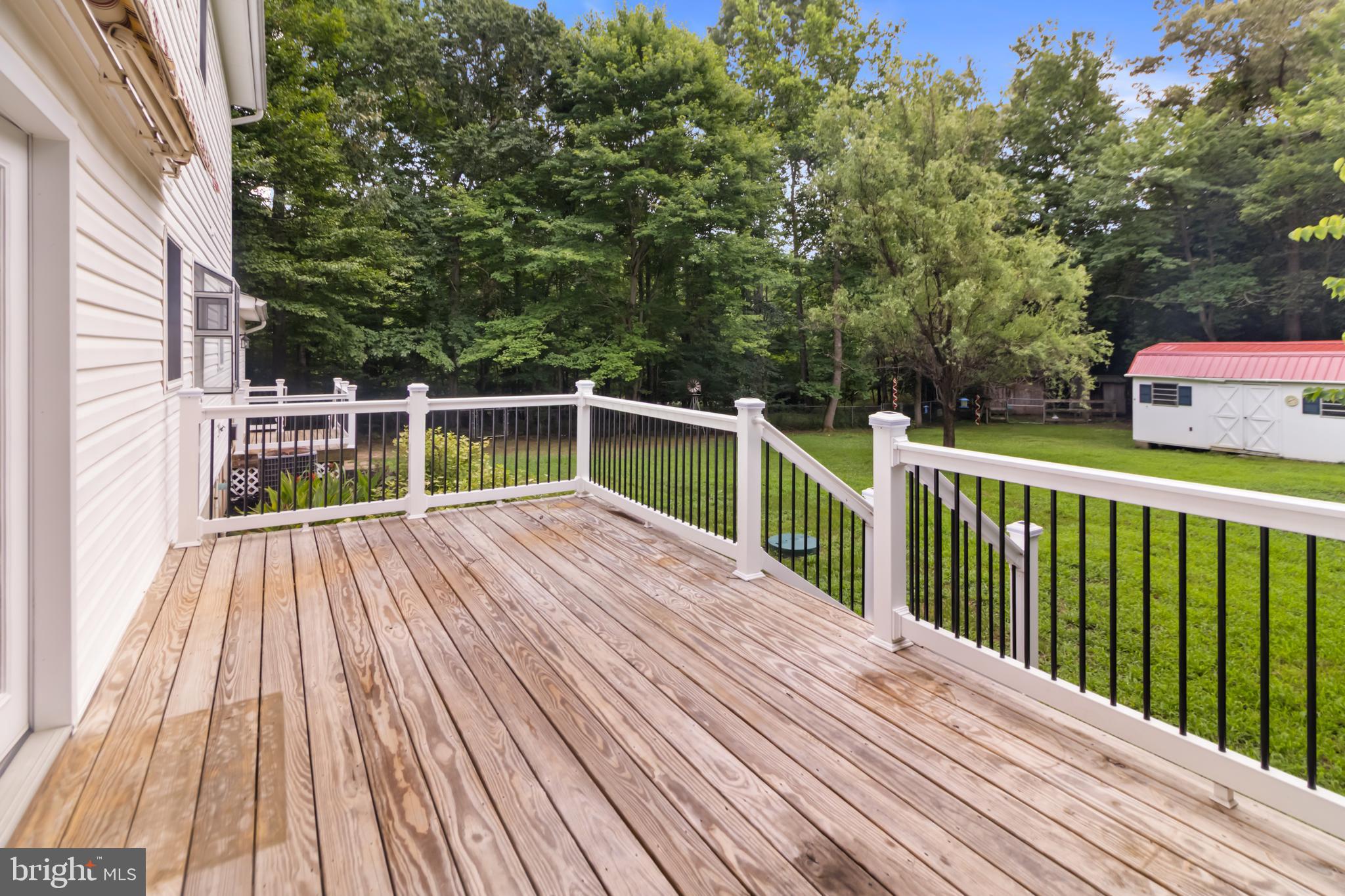 CHAPEL POINT WOODS - Residential