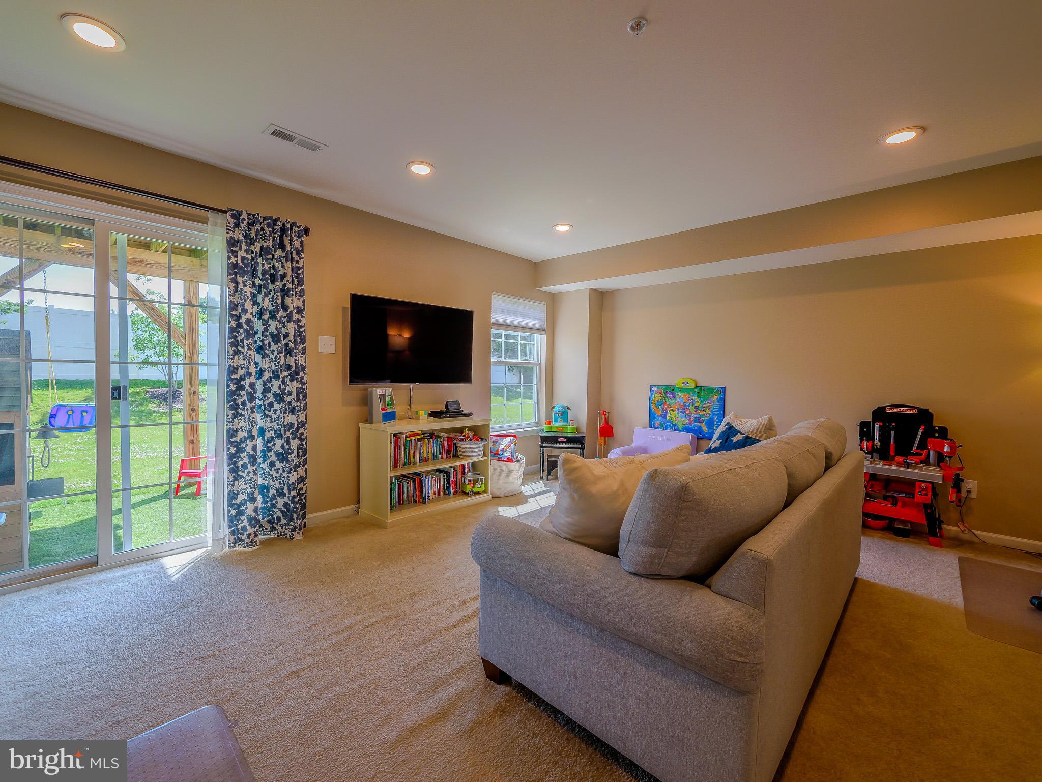 KEDRON STATION - Residential