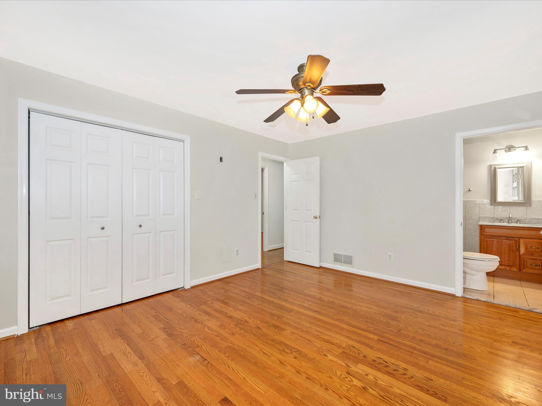 COLUMBIA HILLS - Residential