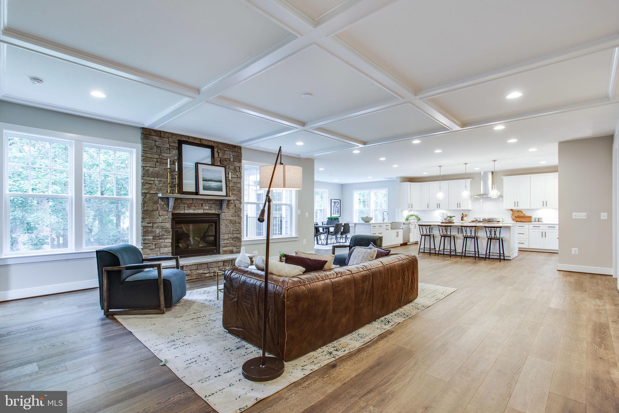 OAKCREST - Residential